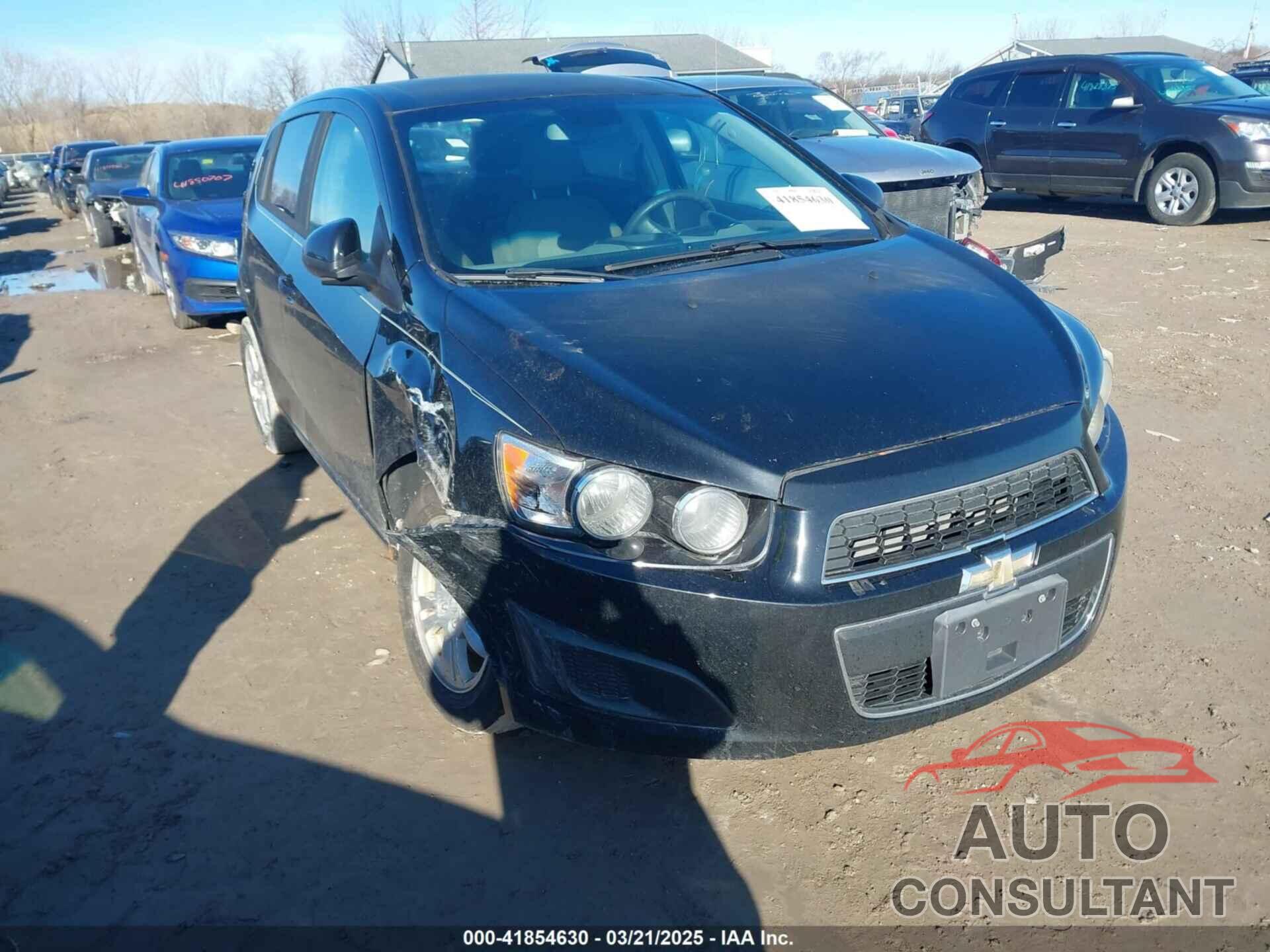 CHEVROLET SONIC 2012 - 1G1JA6SH7C4205215