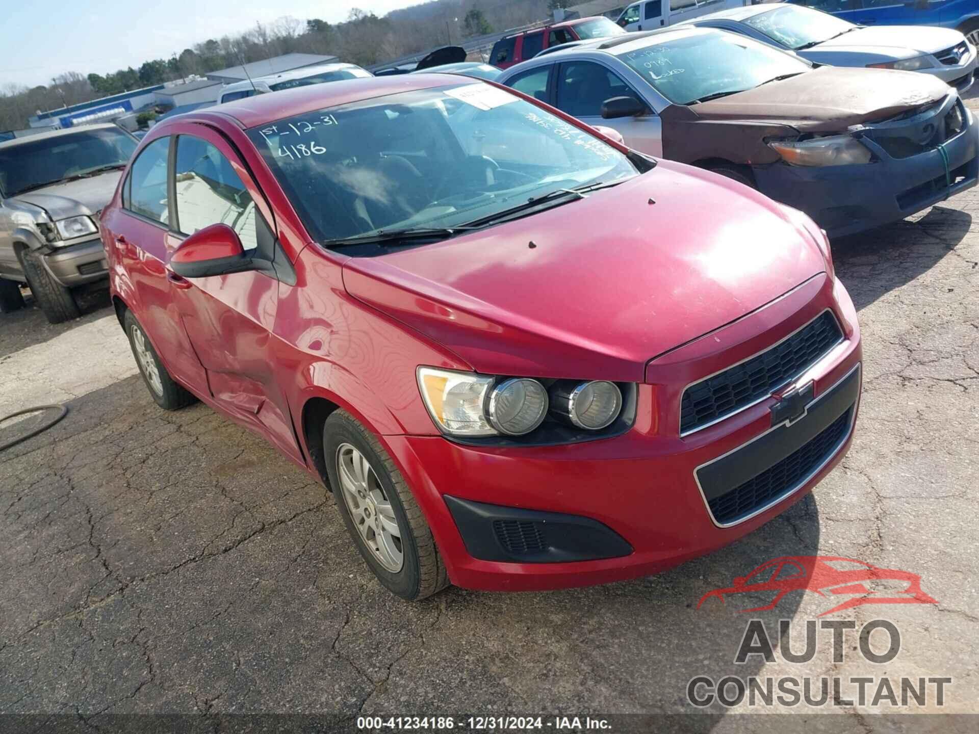 CHEVROLET SONIC 2015 - 1G1JC5SH9F4178608