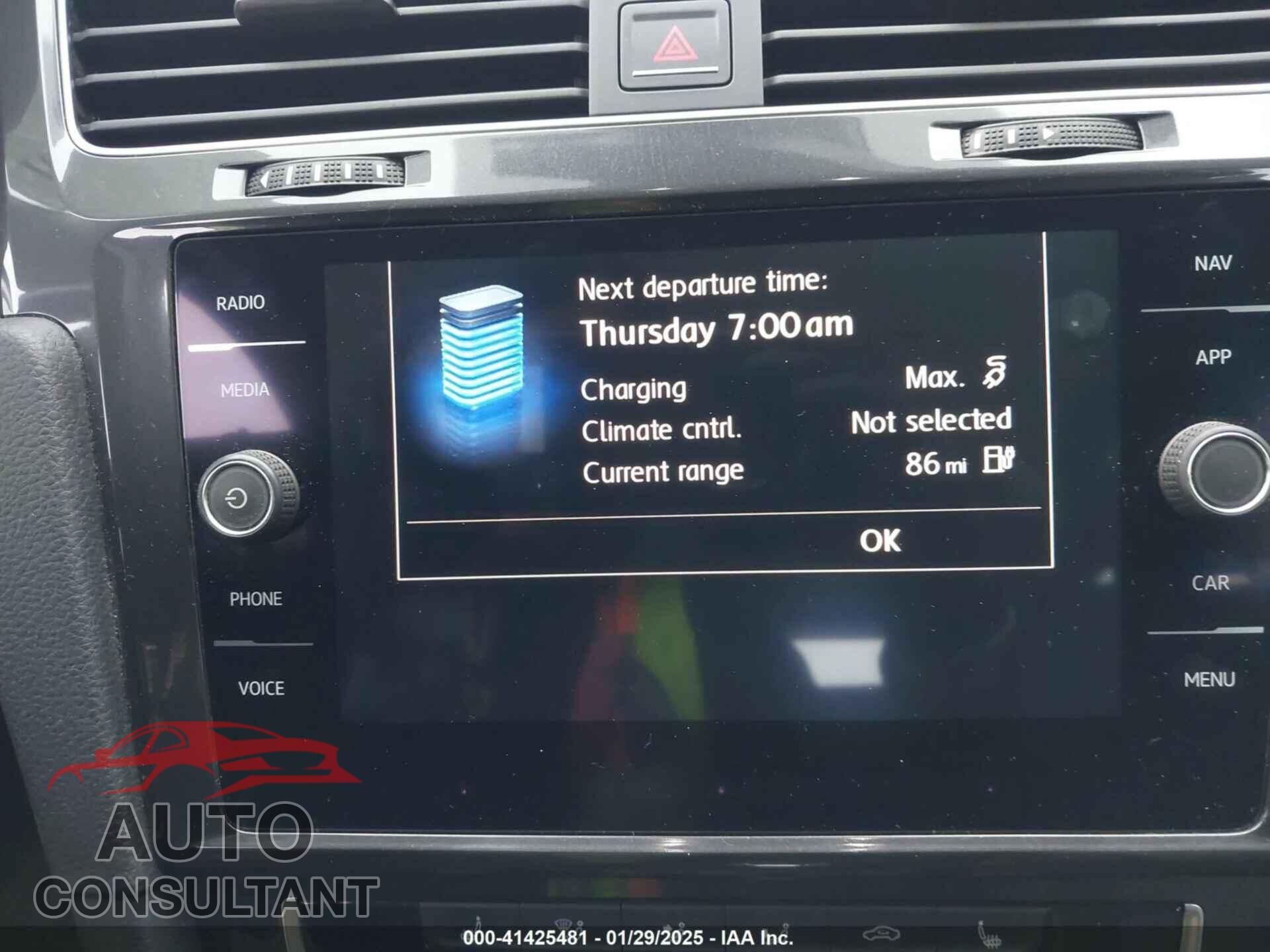 VOLKSWAGEN E-GOLF 2017 - WVWPR7AU2HW954367
