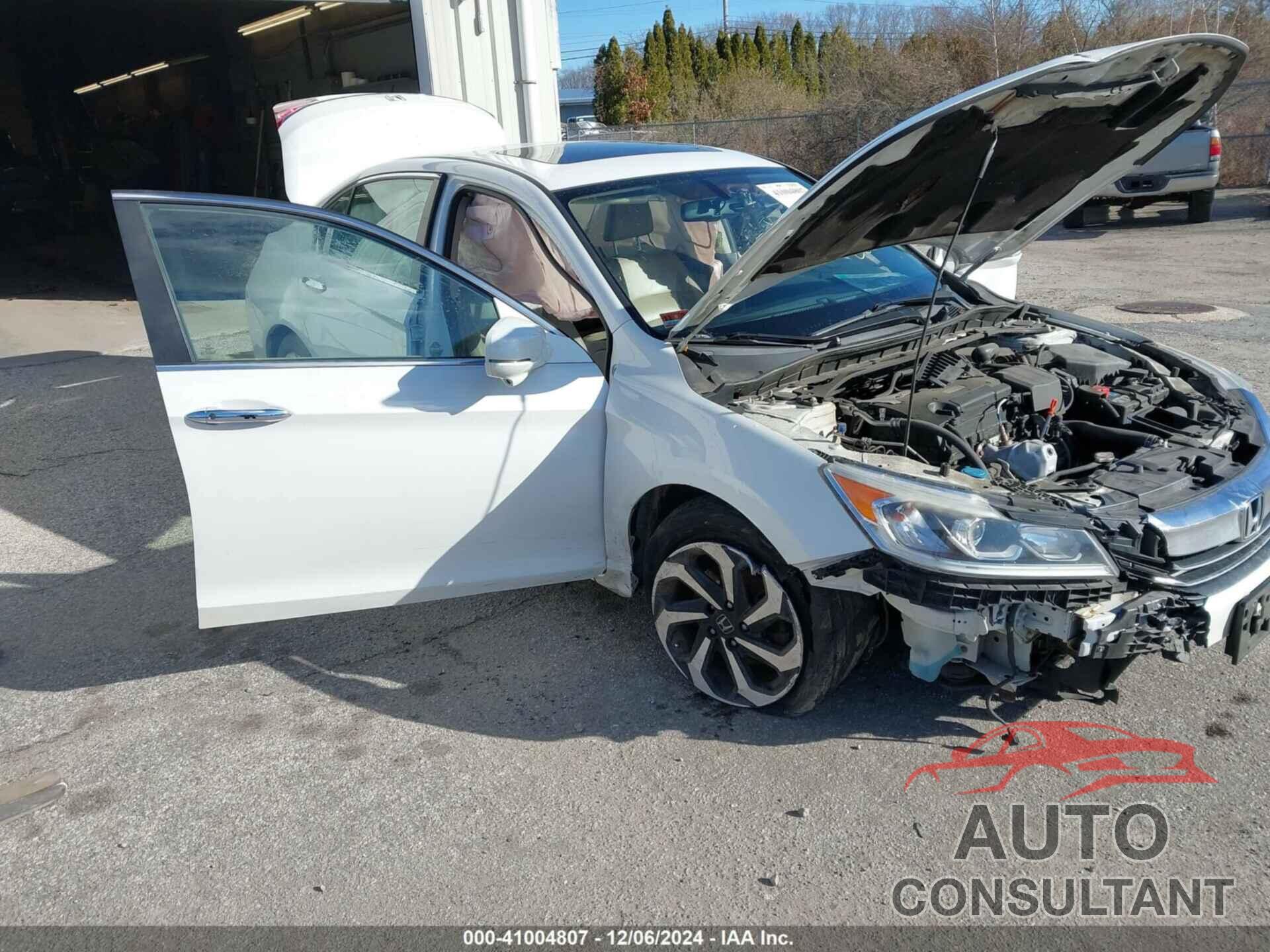 HONDA ACCORD 2016 - 1HGCR2F82GA220774