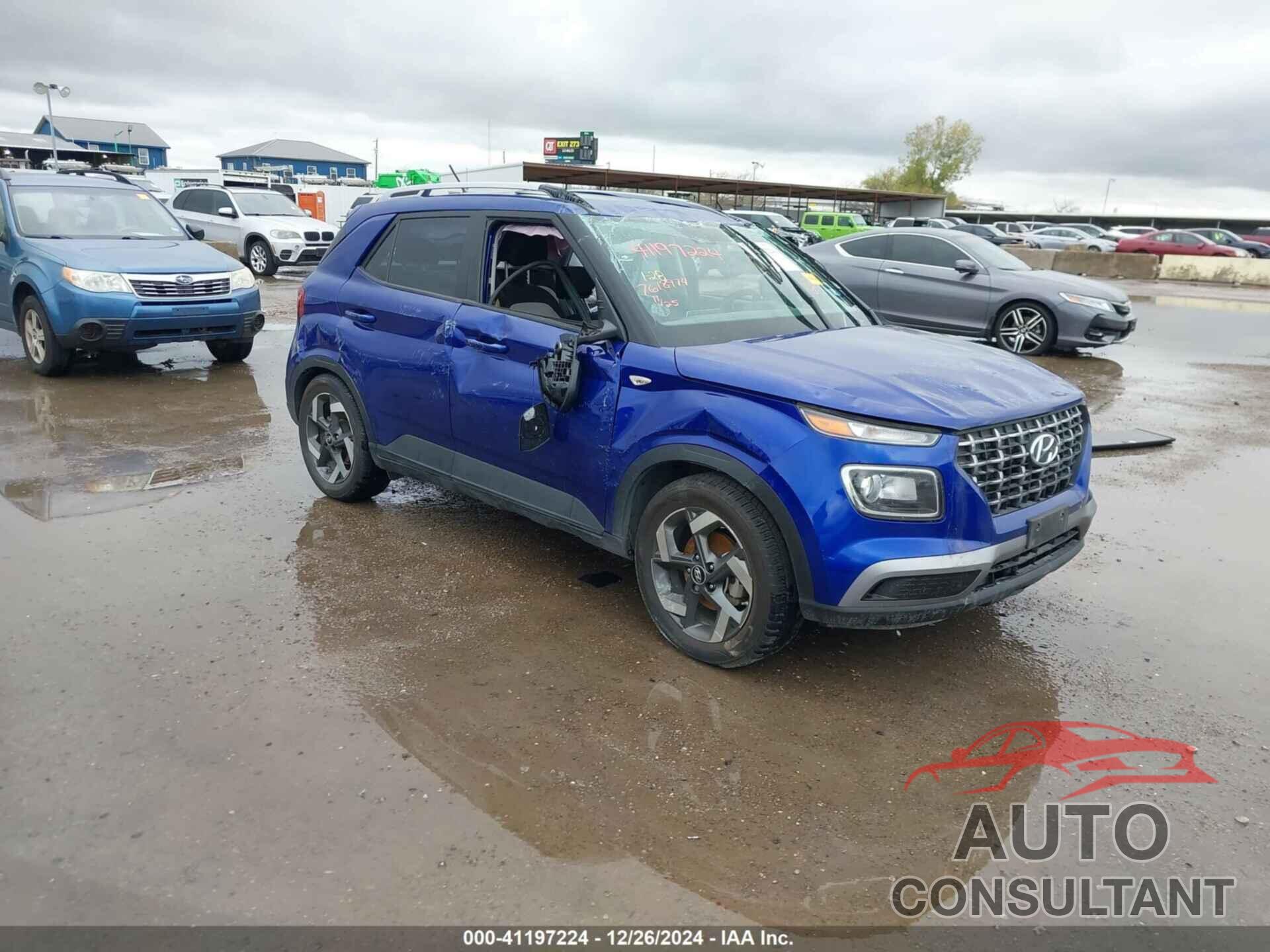 HYUNDAI VENUE 2023 - KMHRC8A34PU212968