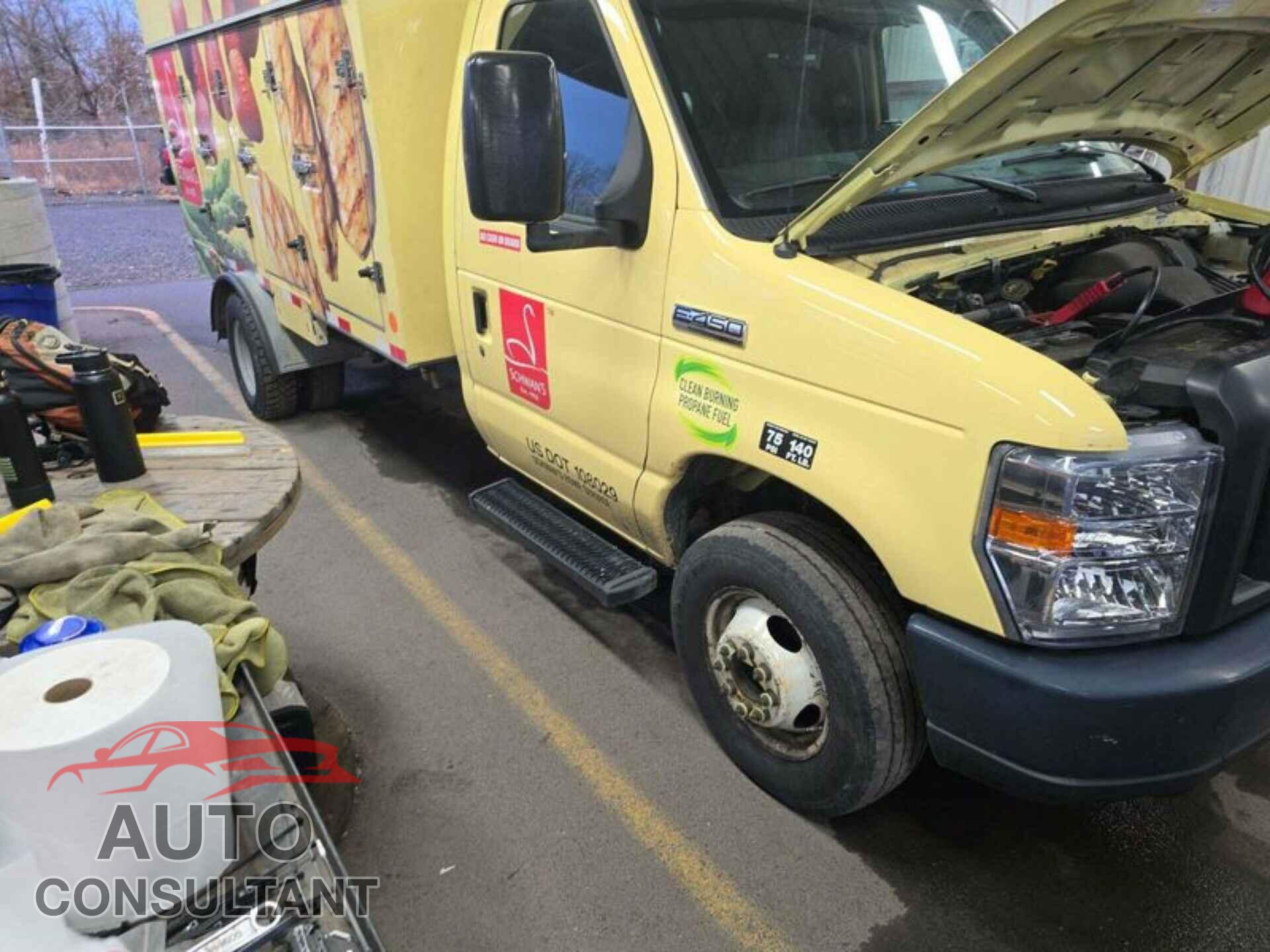 FORD ECONOLINE 2019 - 1FDXE4FS4KDC52244