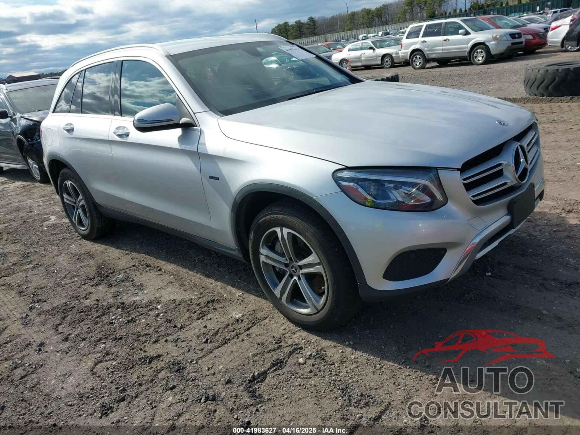 MERCEDES-BENZ GLC 350E 2019 - WDC0G5EB5KF494627