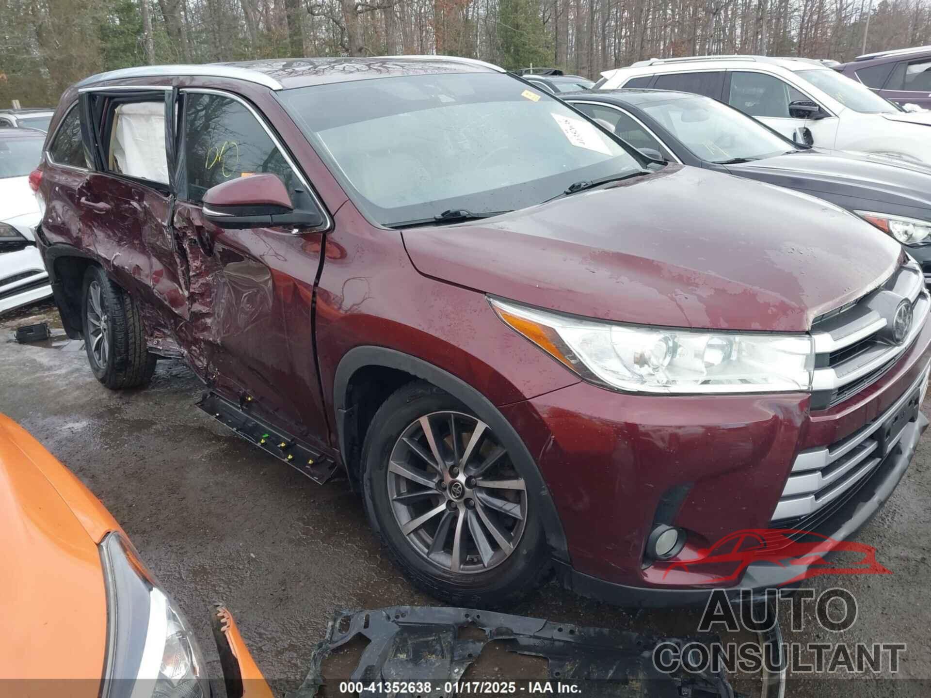 TOYOTA HIGHLANDER 2018 - 5TDJZRFH7JS492083