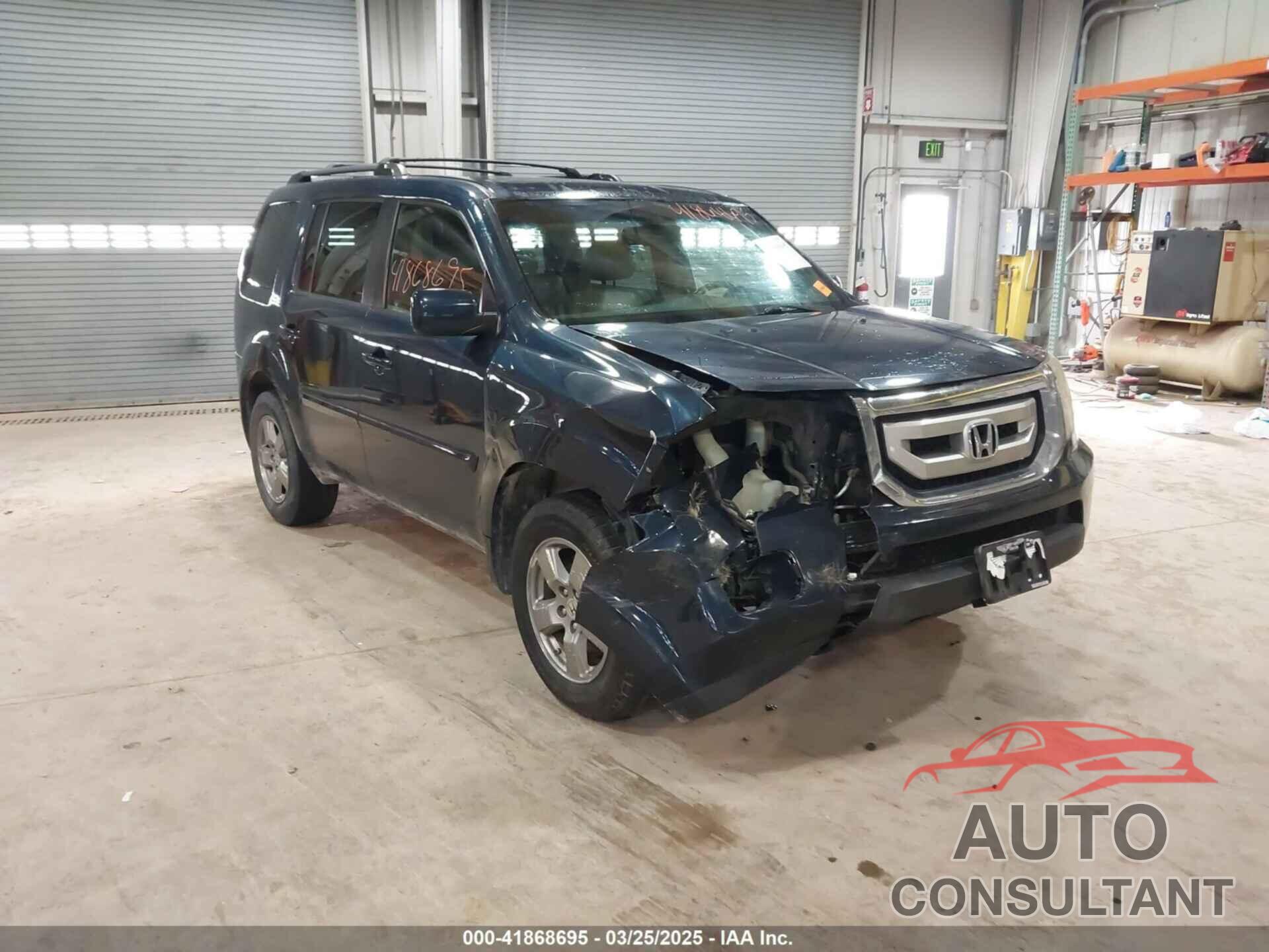 HONDA PILOT 2011 - 5FNYF4H52BB038651