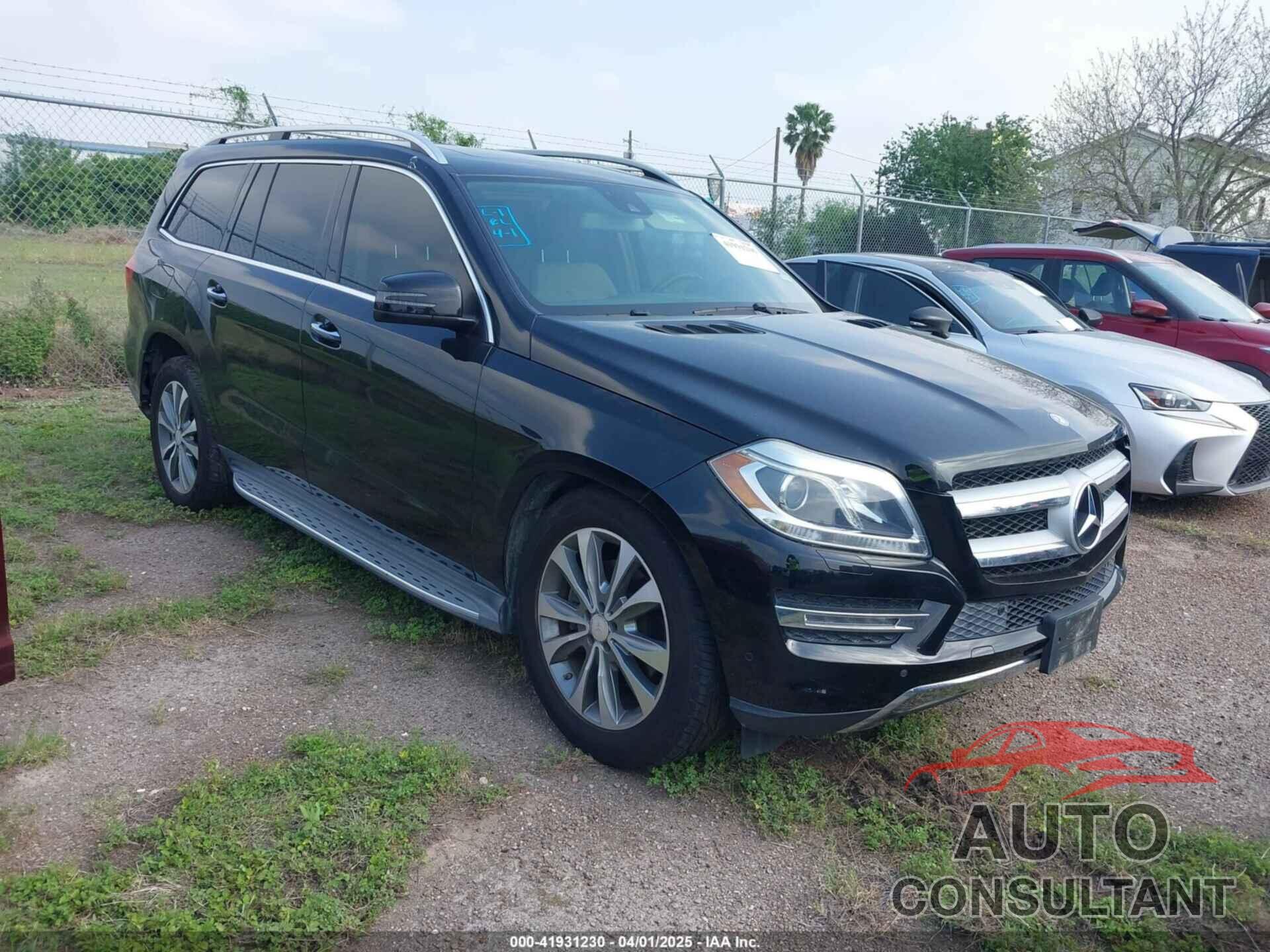 MERCEDES-BENZ GL 450 2015 - 4JGDF6EE2FA513286