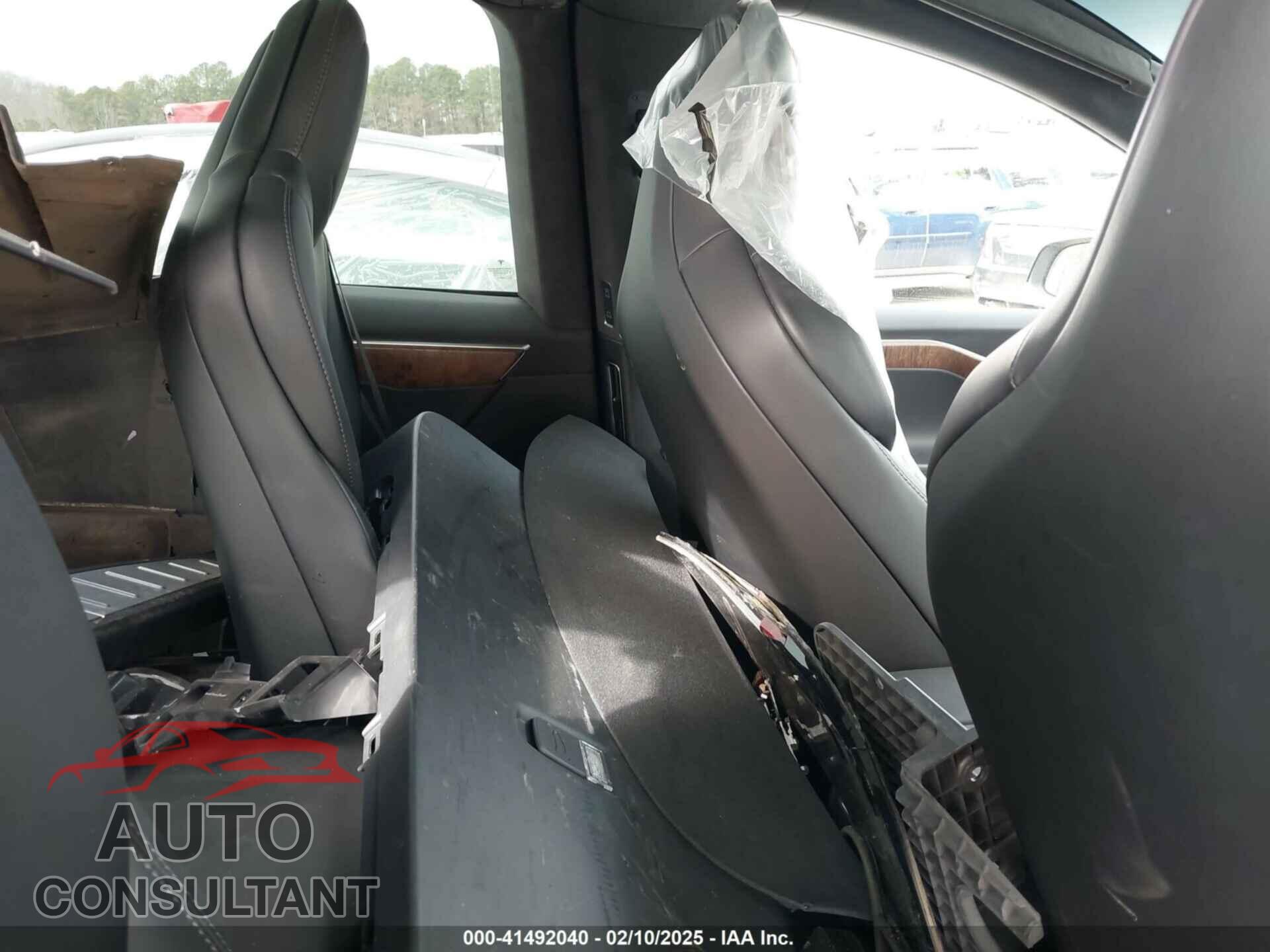 TESLA MODEL X 2017 - 5YJXCBE20HF069506