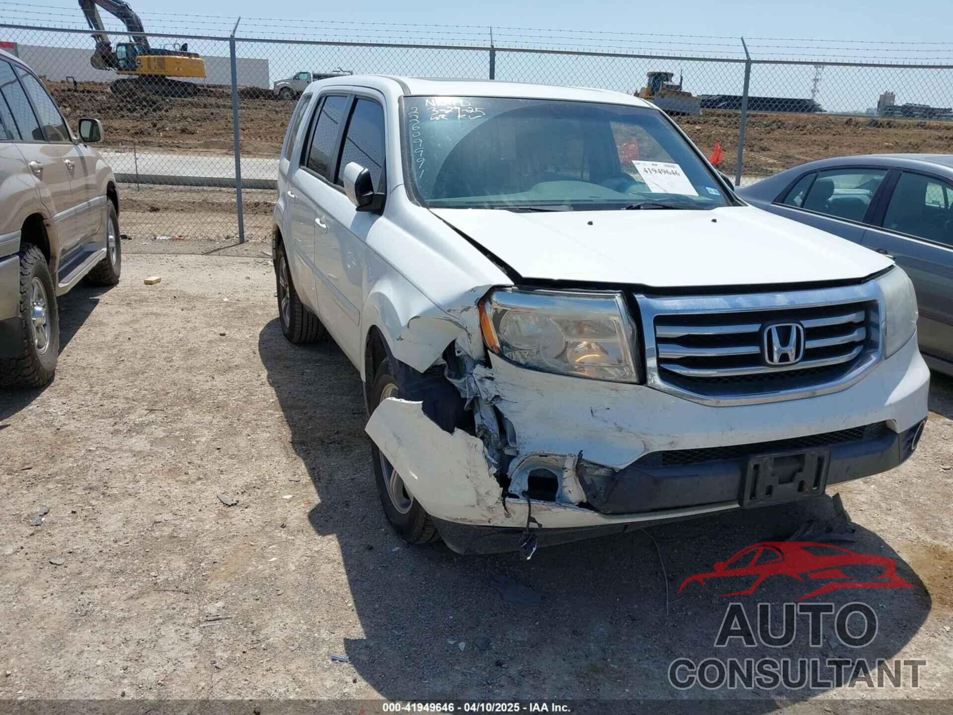 HONDA PILOT 2015 - 5FNYF3H33FB005141