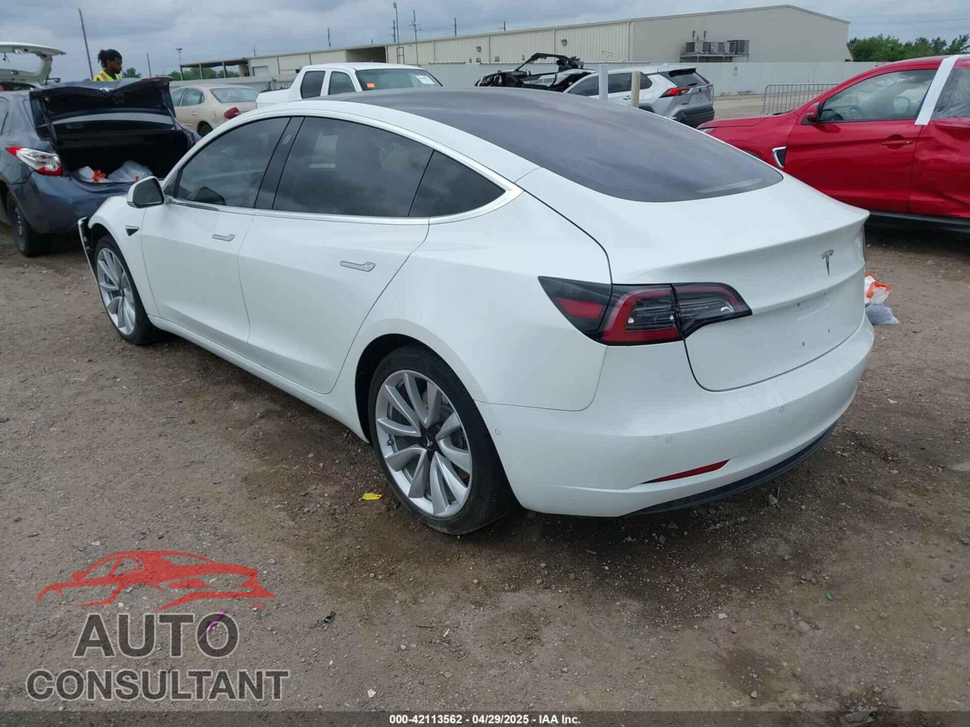 TESLA MODEL 3 2018 - 5YJ3E1EA4JF035990