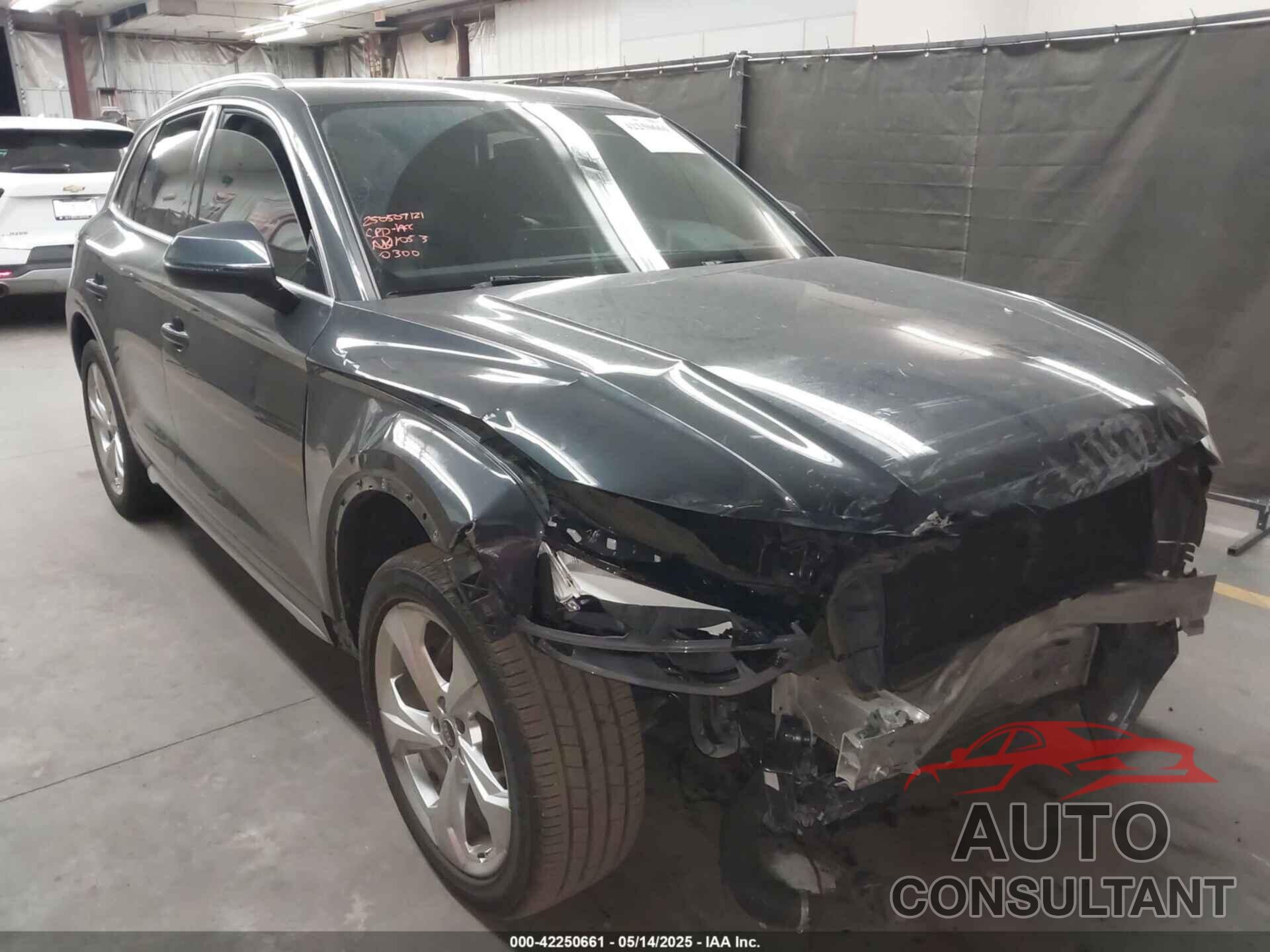 AUDI Q5 2021 - WA1BAAFY6M2130300