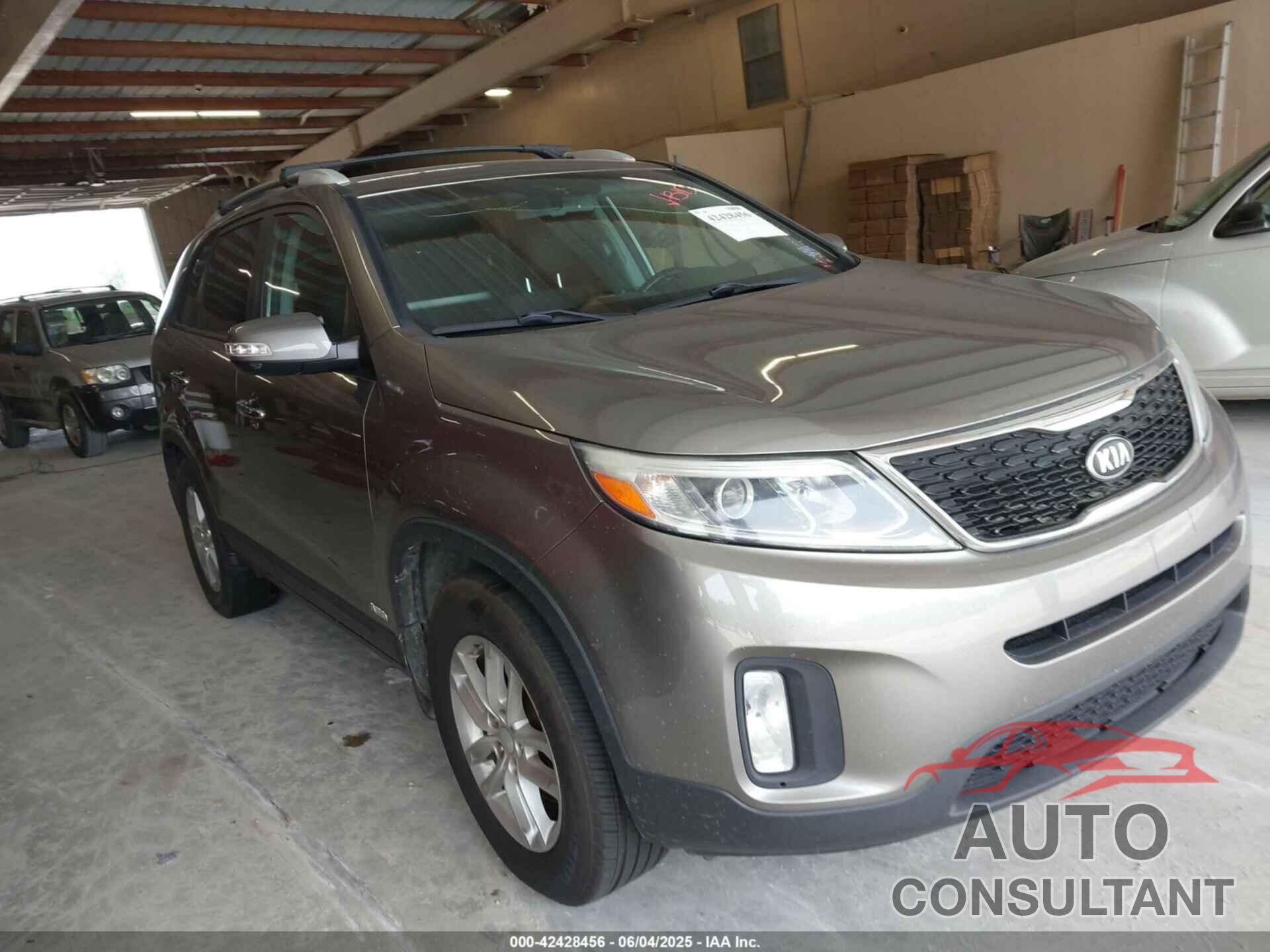 KIA SORENTO 2014 - 5XYKTCA65EG531894