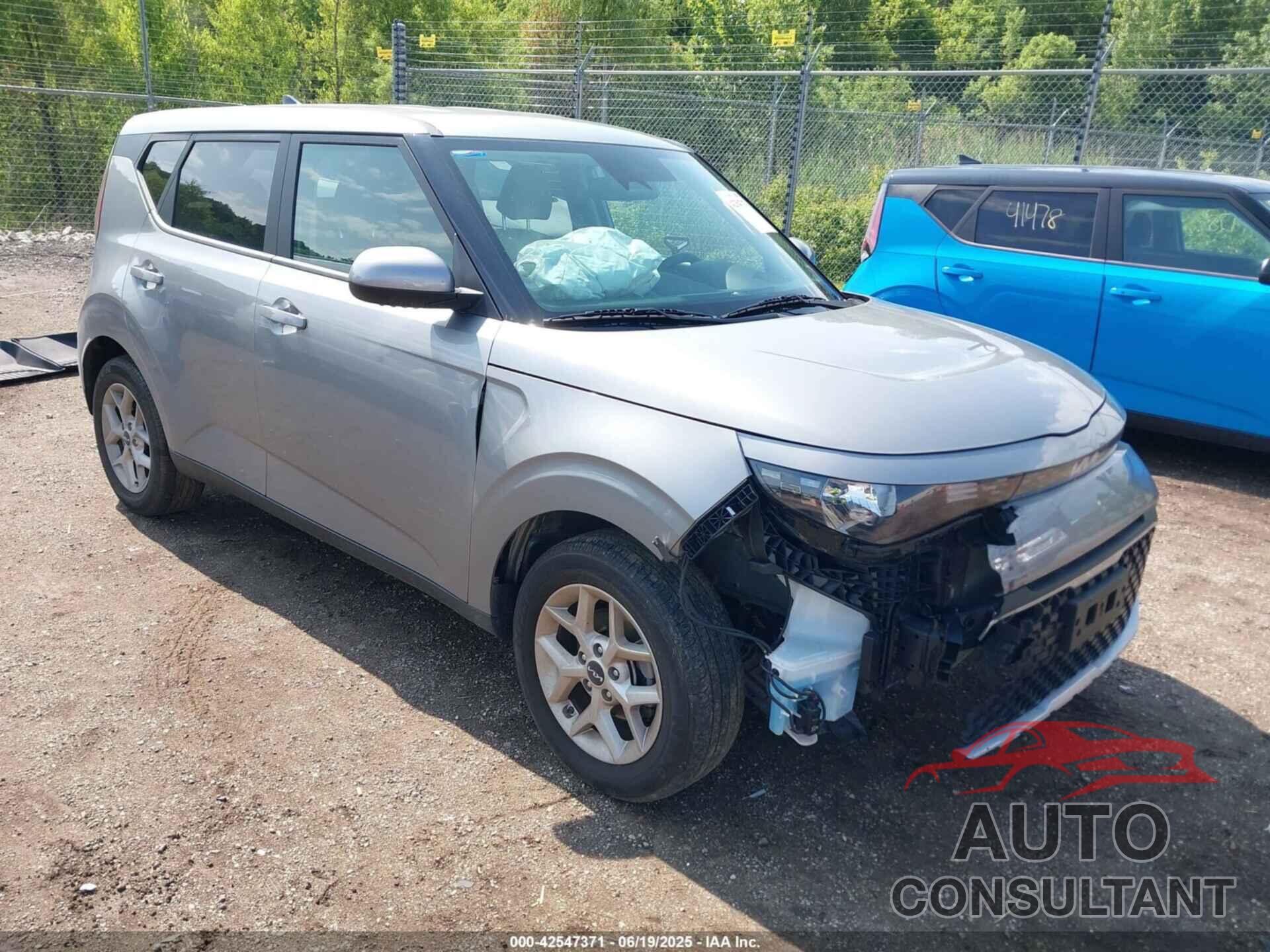 KIA SOUL 2023 - KNDJ23AU2P7881917