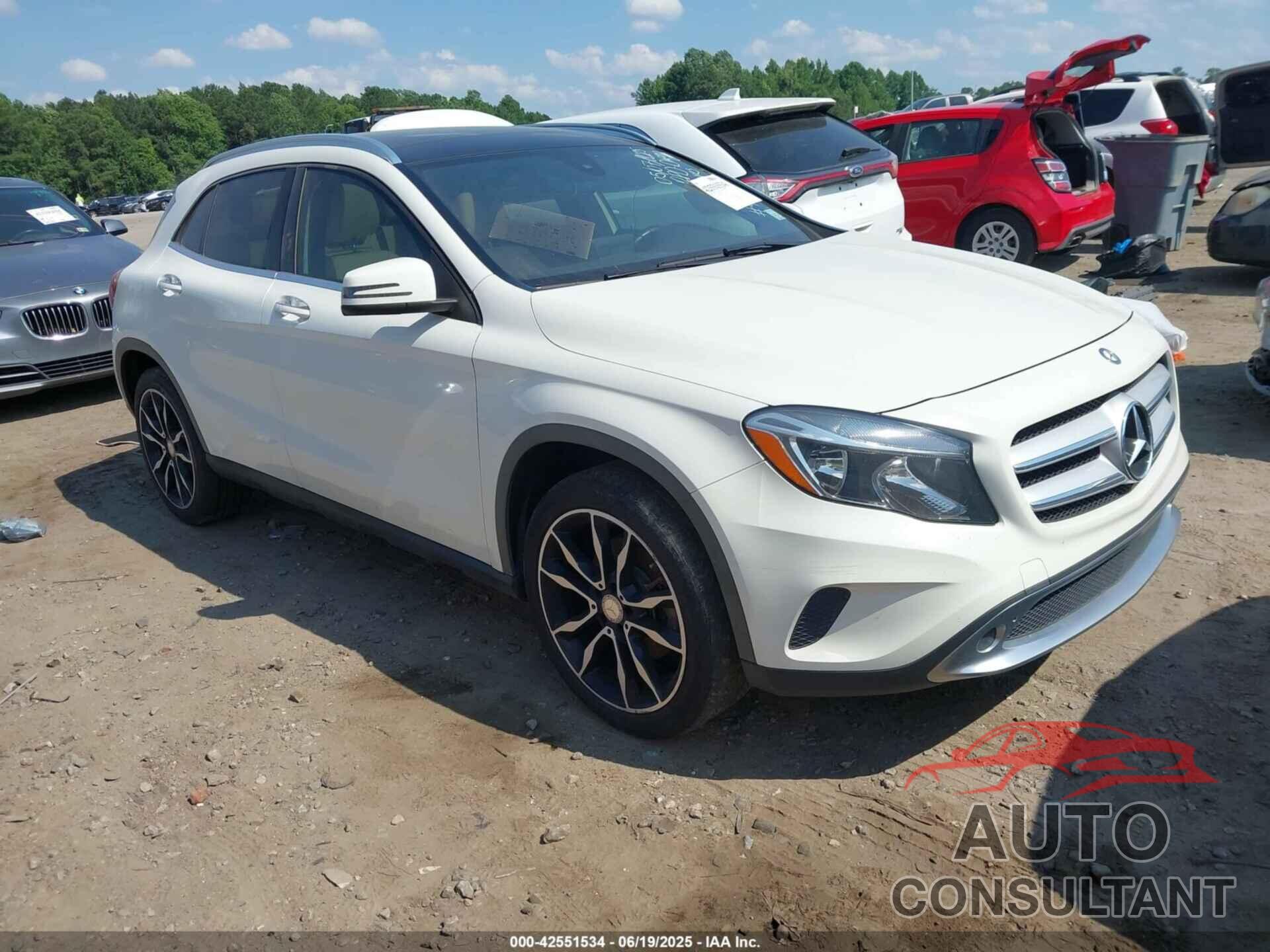 MERCEDES-BENZ GLA 250 2016 - WDCTG4EB2GJ269075