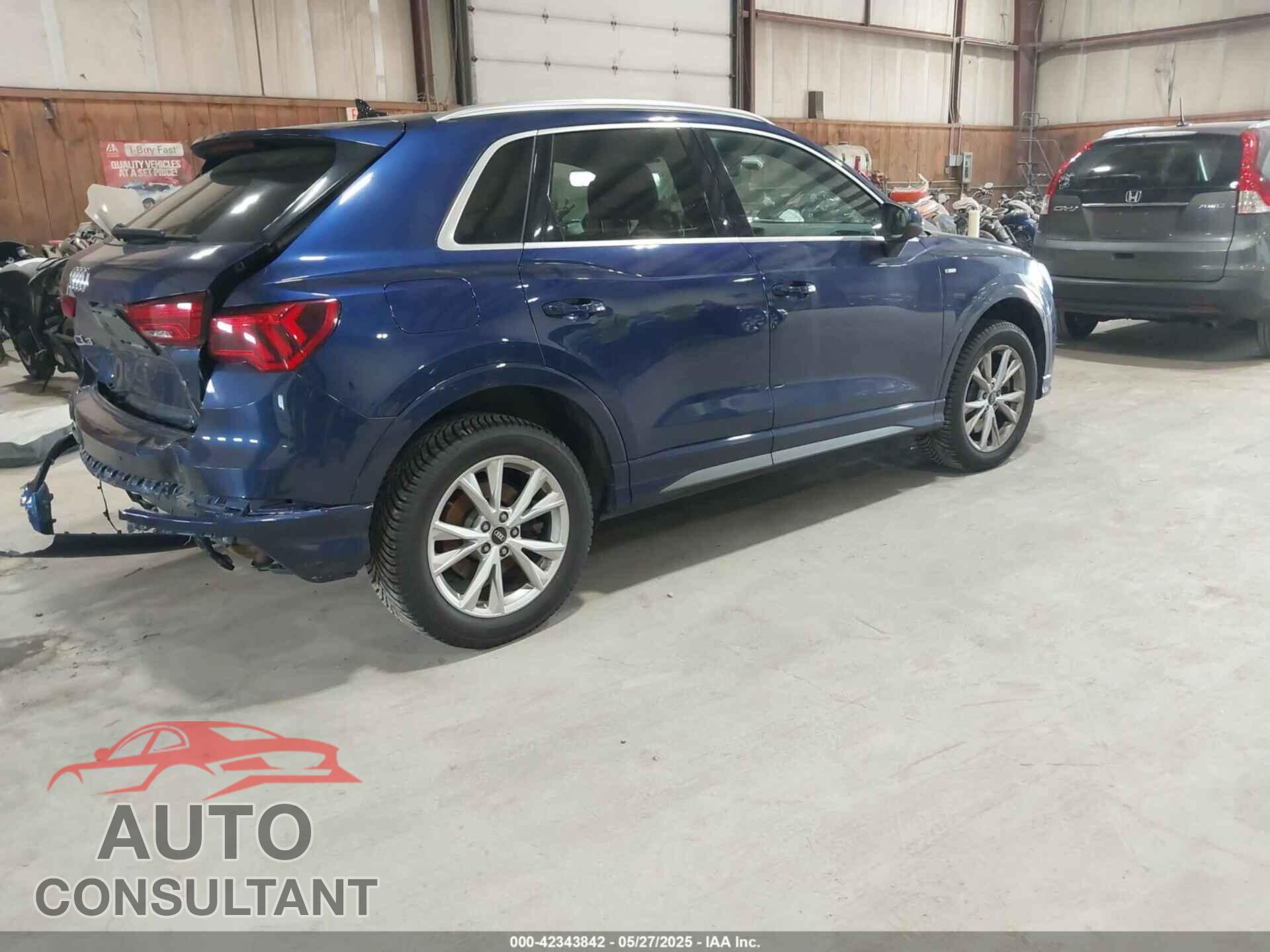 AUDI Q3 2021 - WA1EECF36M1061776