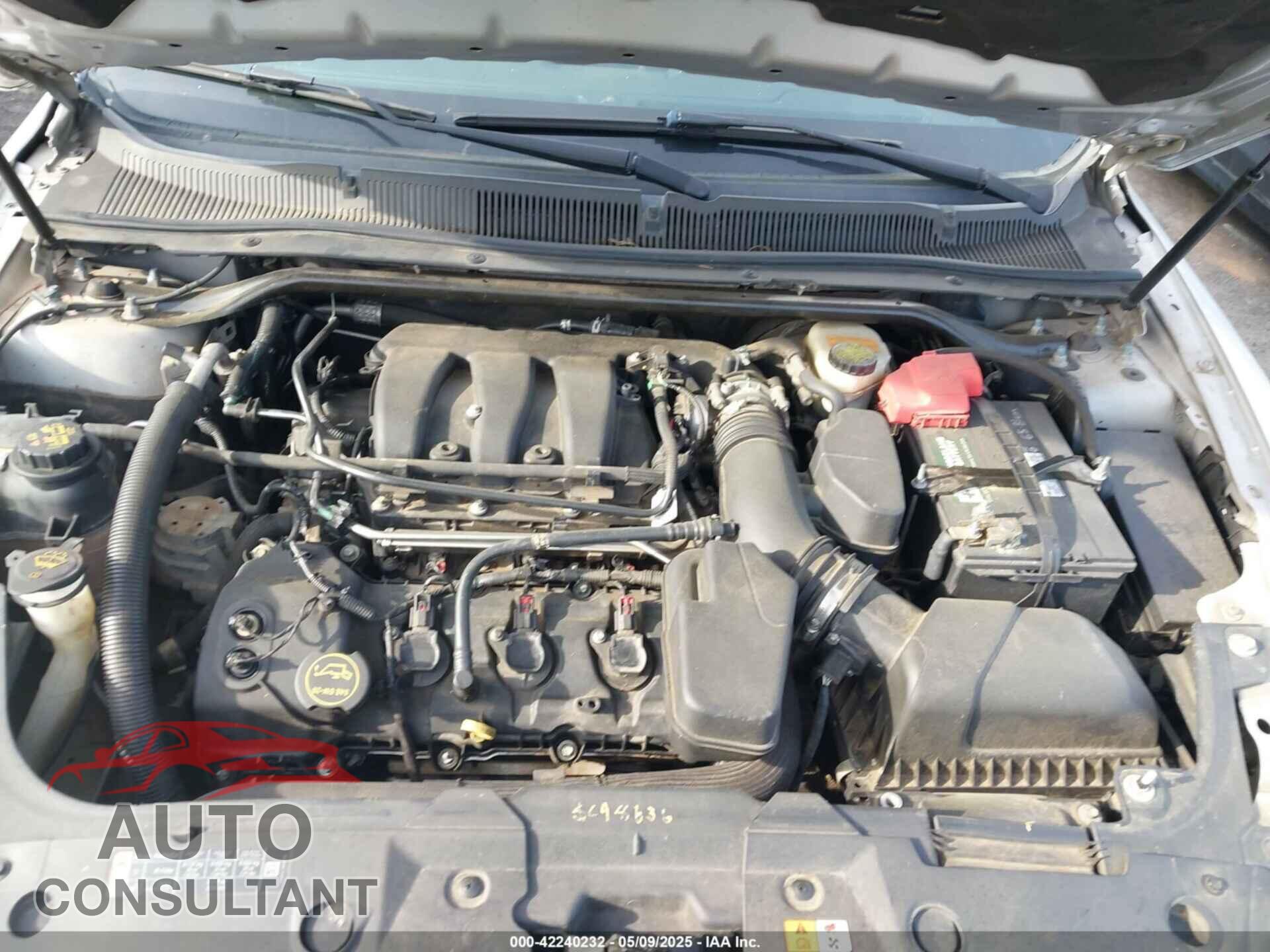 FORD TAURUS 2014 - 1FAHP2E82EG132710