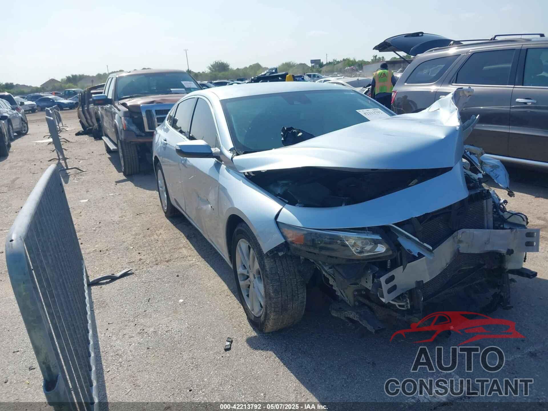CHEVROLET MALIBU 2017 - 1G1ZE5ST7HF231833
