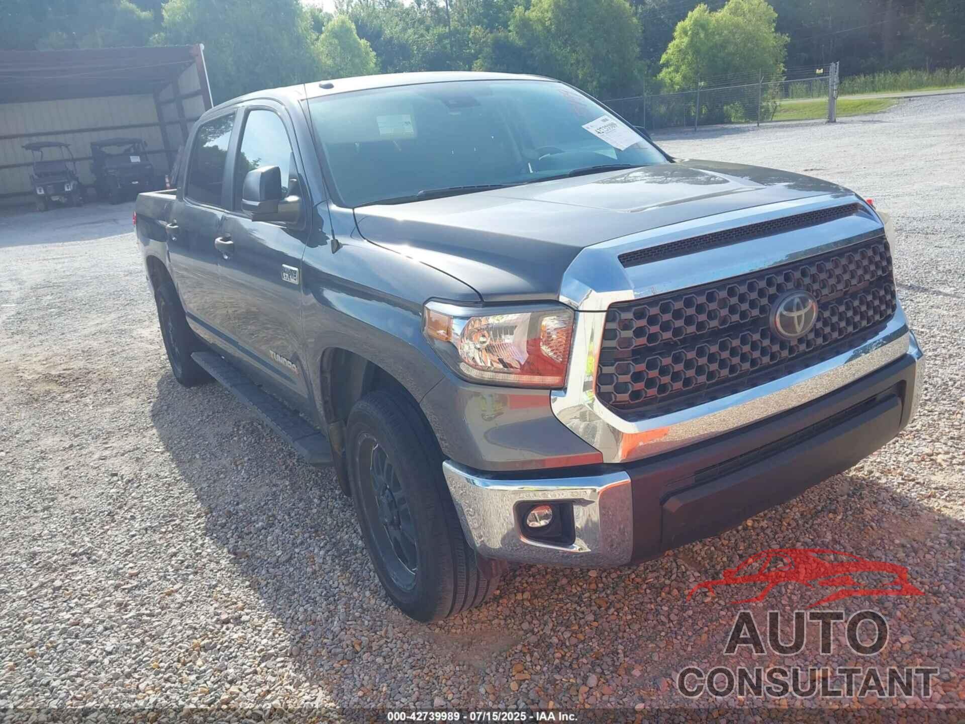 TOYOTA TUNDRA 2018 - 5TFDW5F17JX722832