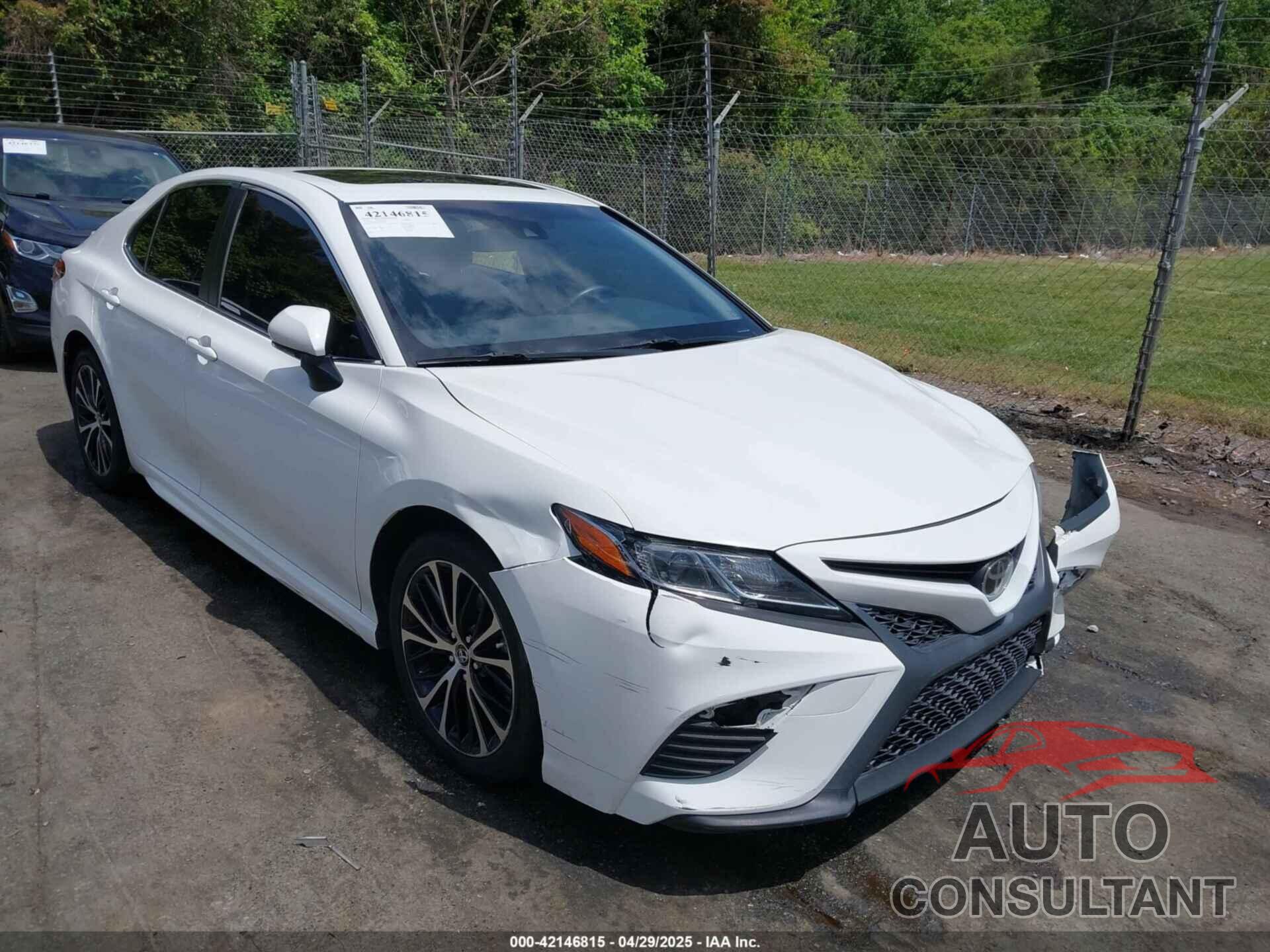 TOYOTA CAMRY 2018 - JTNB11HK9J3022415