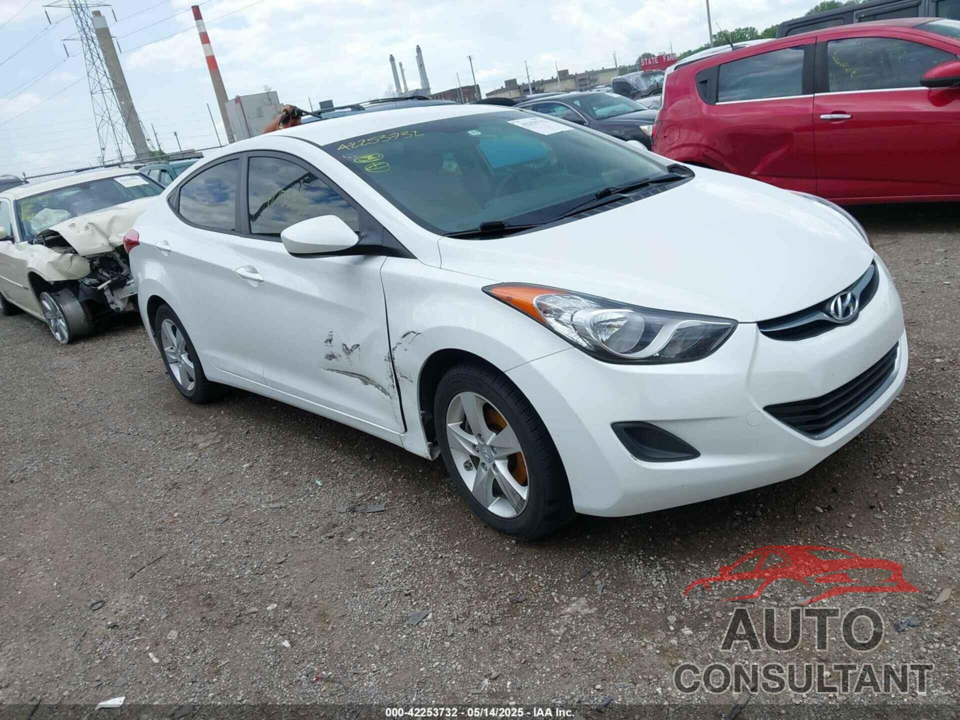 HYUNDAI ELANTRA 2011 - 5NPDH4AE4BH006711