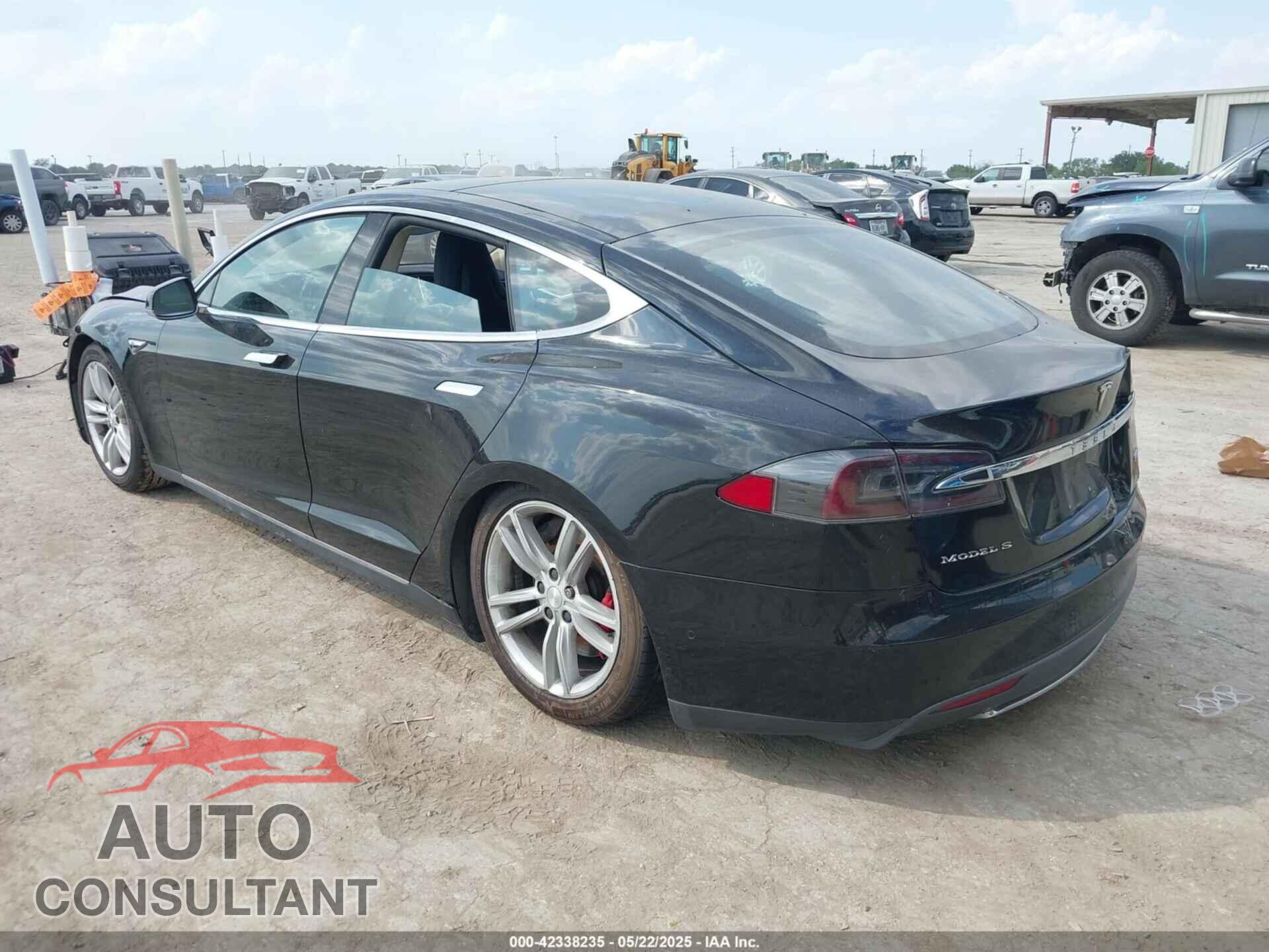 TESLA MODEL S 2015 - 5YJSA1H27FFP76315