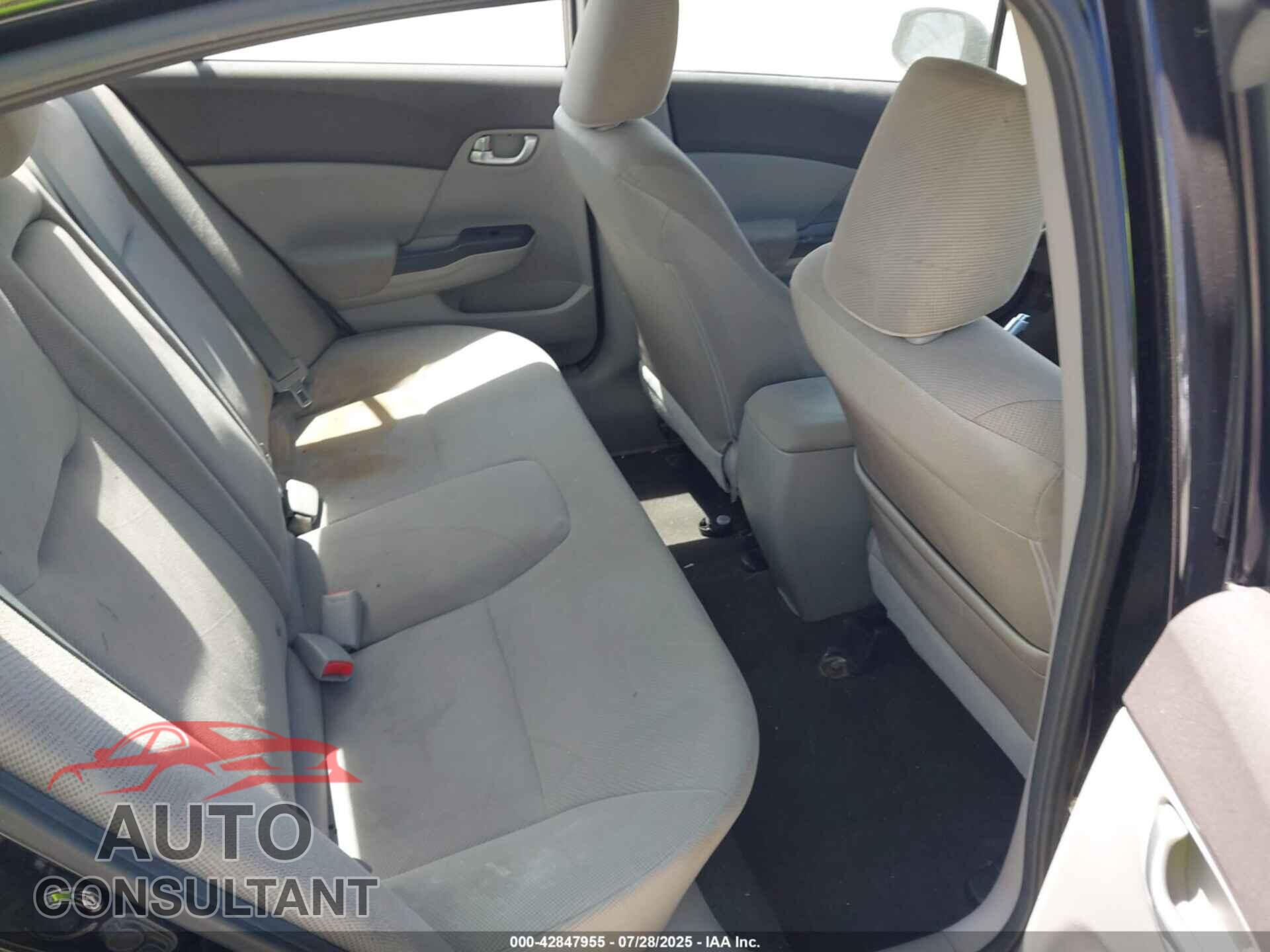 HONDA CIVIC 2012 - 2HGFB2F80CH548207
