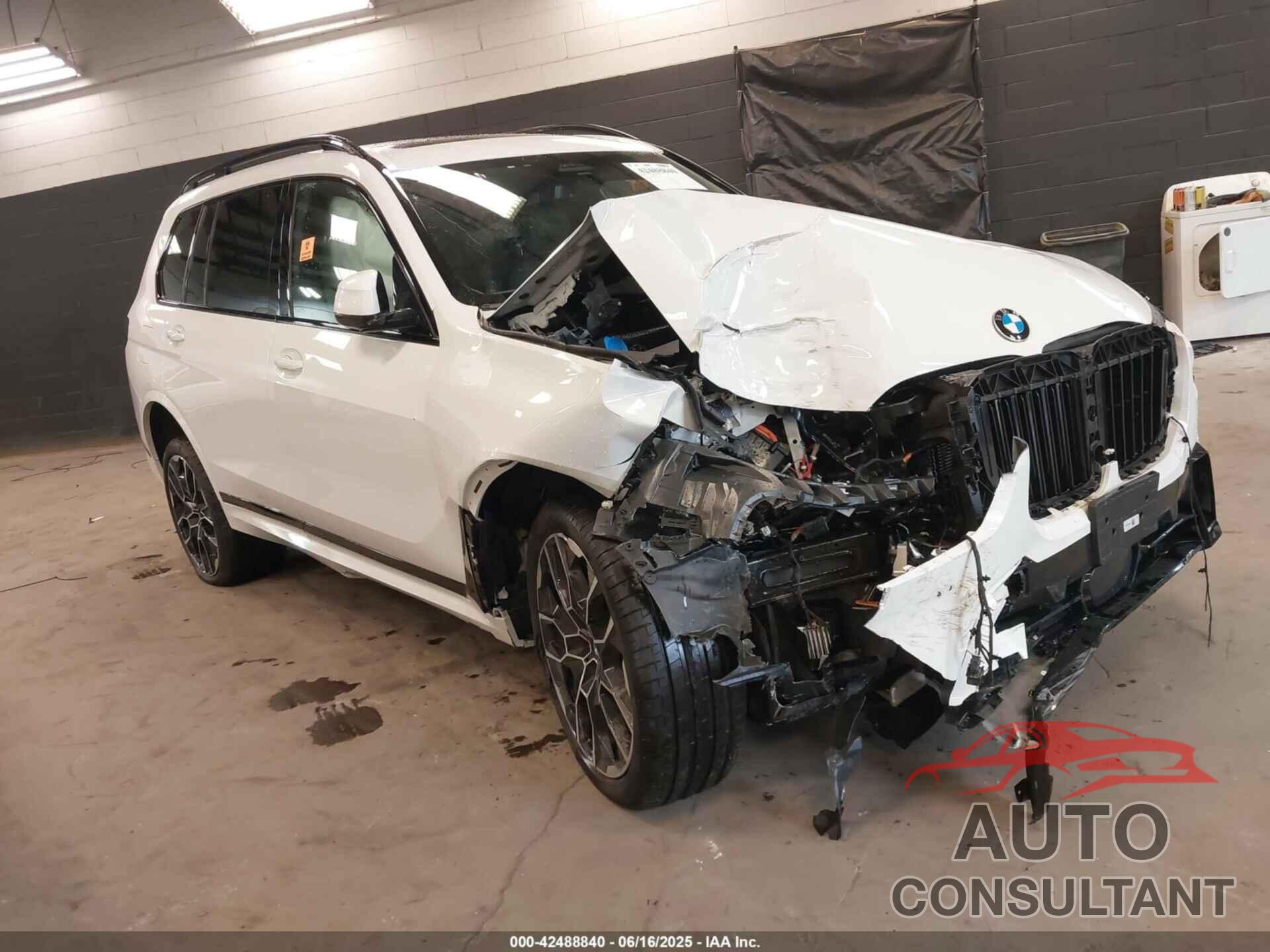 BMW X7 2025 - 5UX23EM08S9Z65418