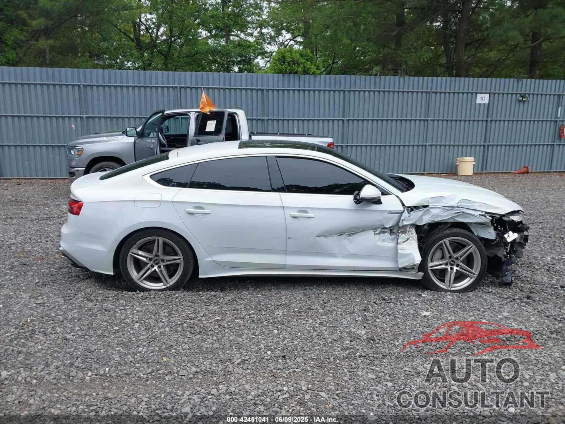 AUDI A5 SPORTBACK 2022 - WAUFACF53NA016364