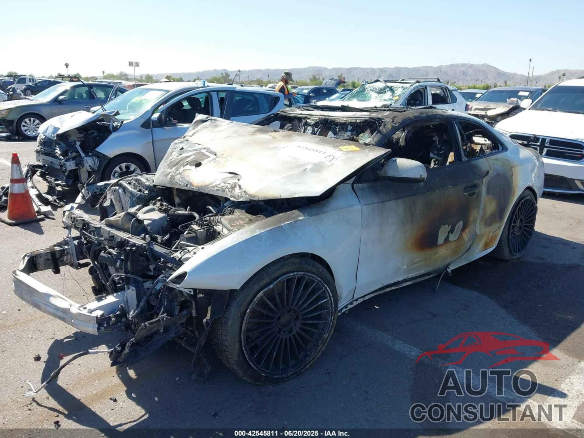 AUDI S5 2014 - WAUVGAFR8EA044372