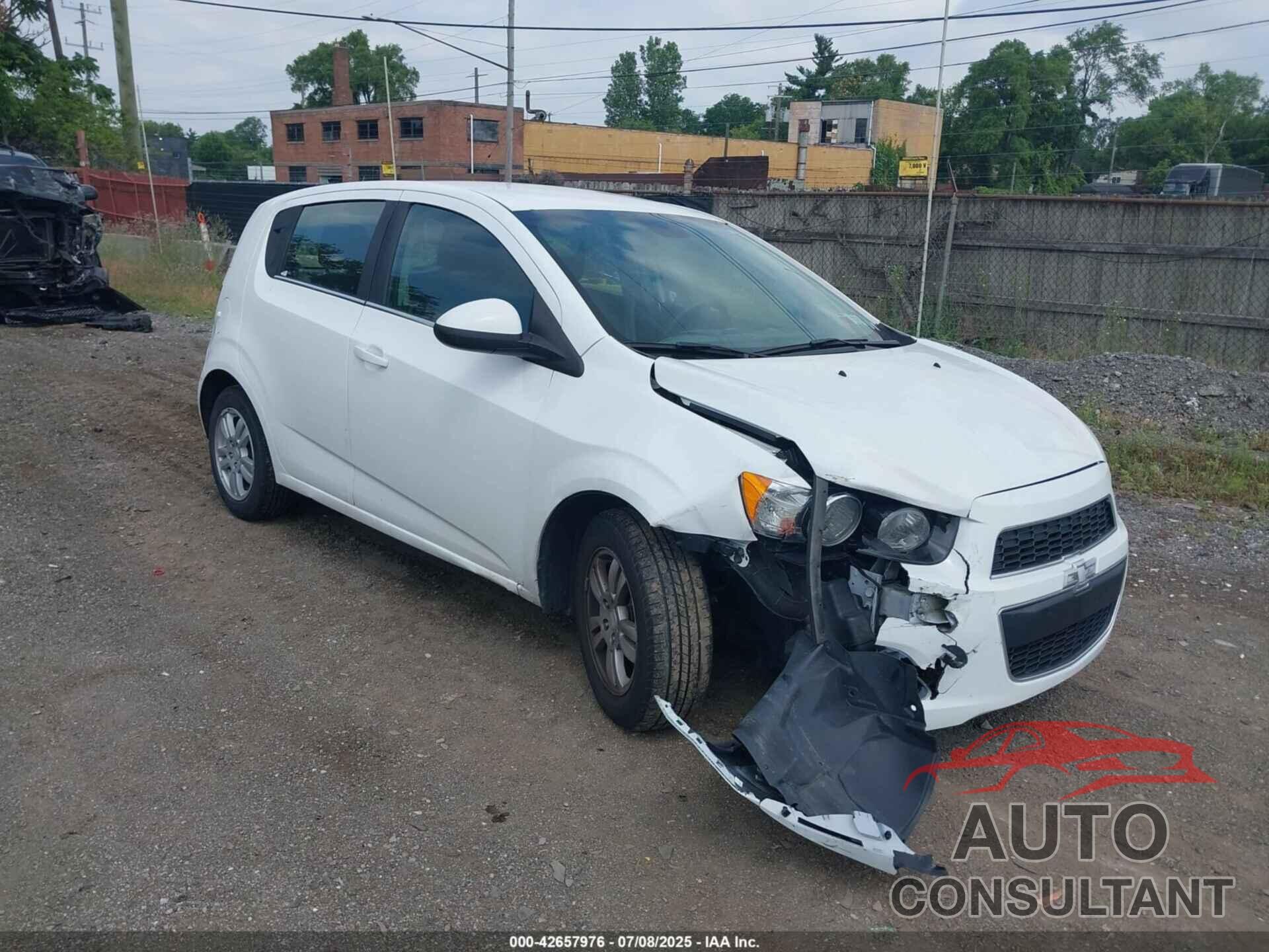 CHEVROLET SONIC 2013 - 1G1JC6SG3D4230986