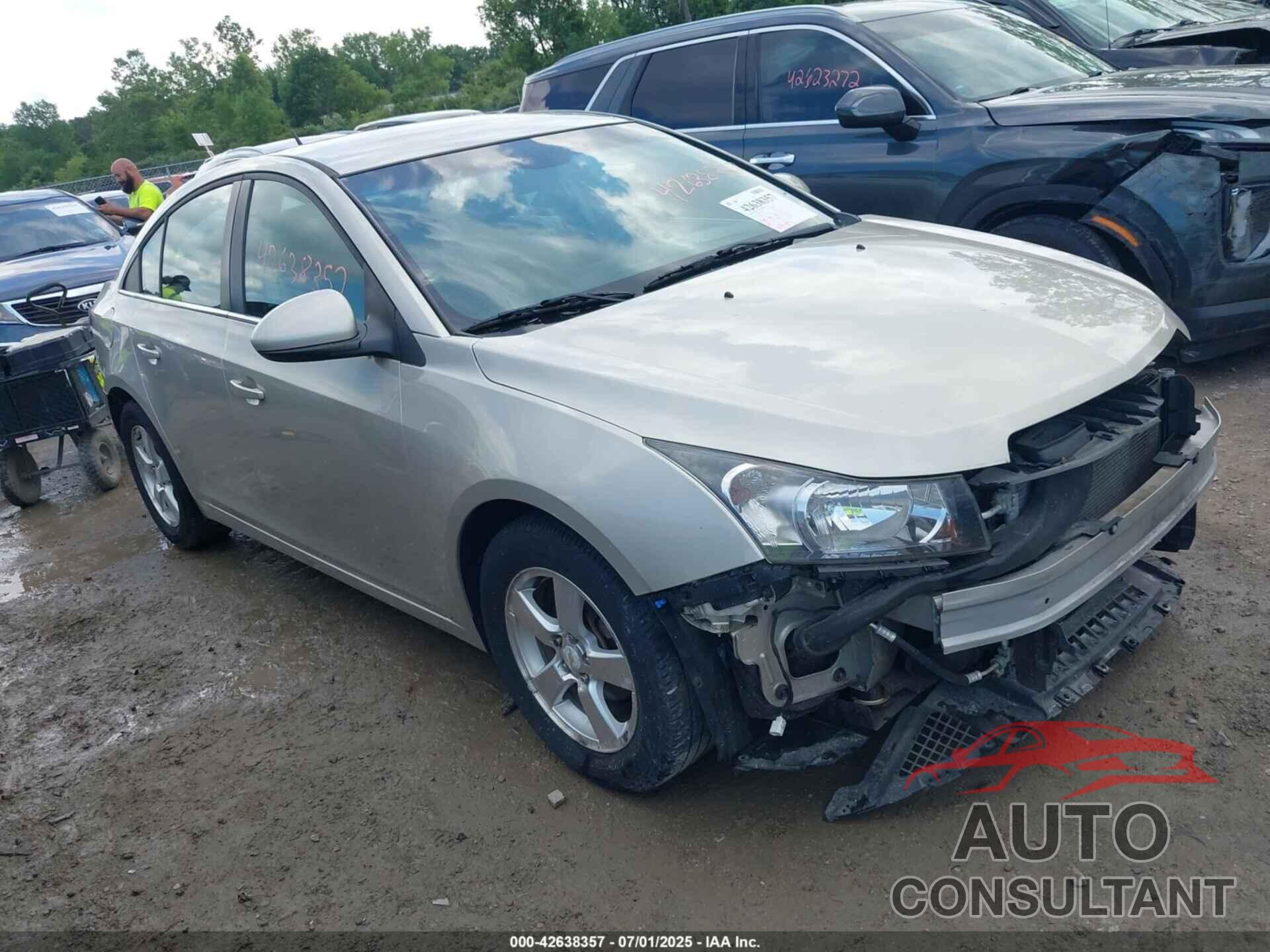 CHEVROLET CRUZE 2014 - 1G1PC5SB5E7174588
