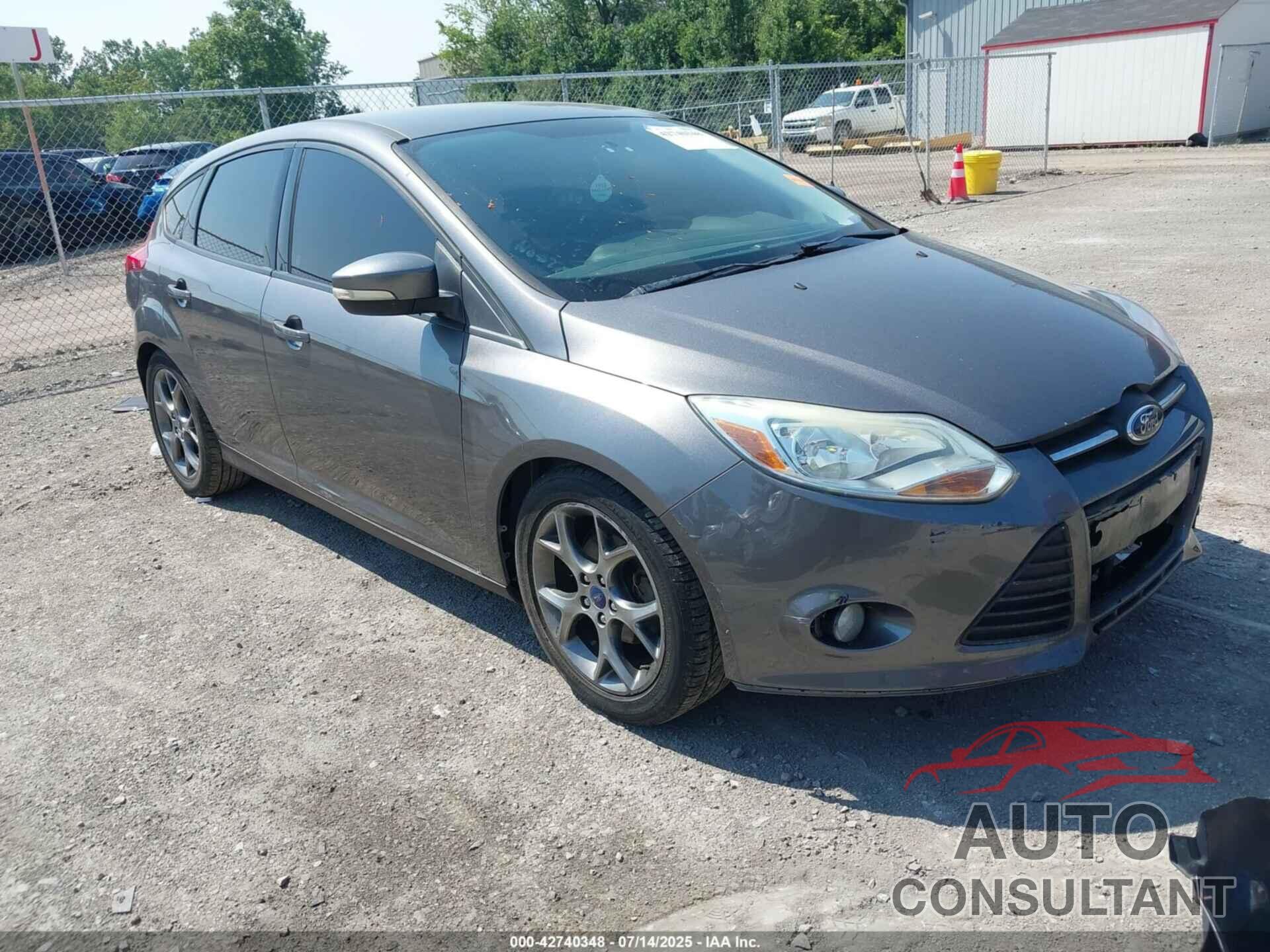 FORD FOCUS 2014 - 1FADP3K2XEL206113