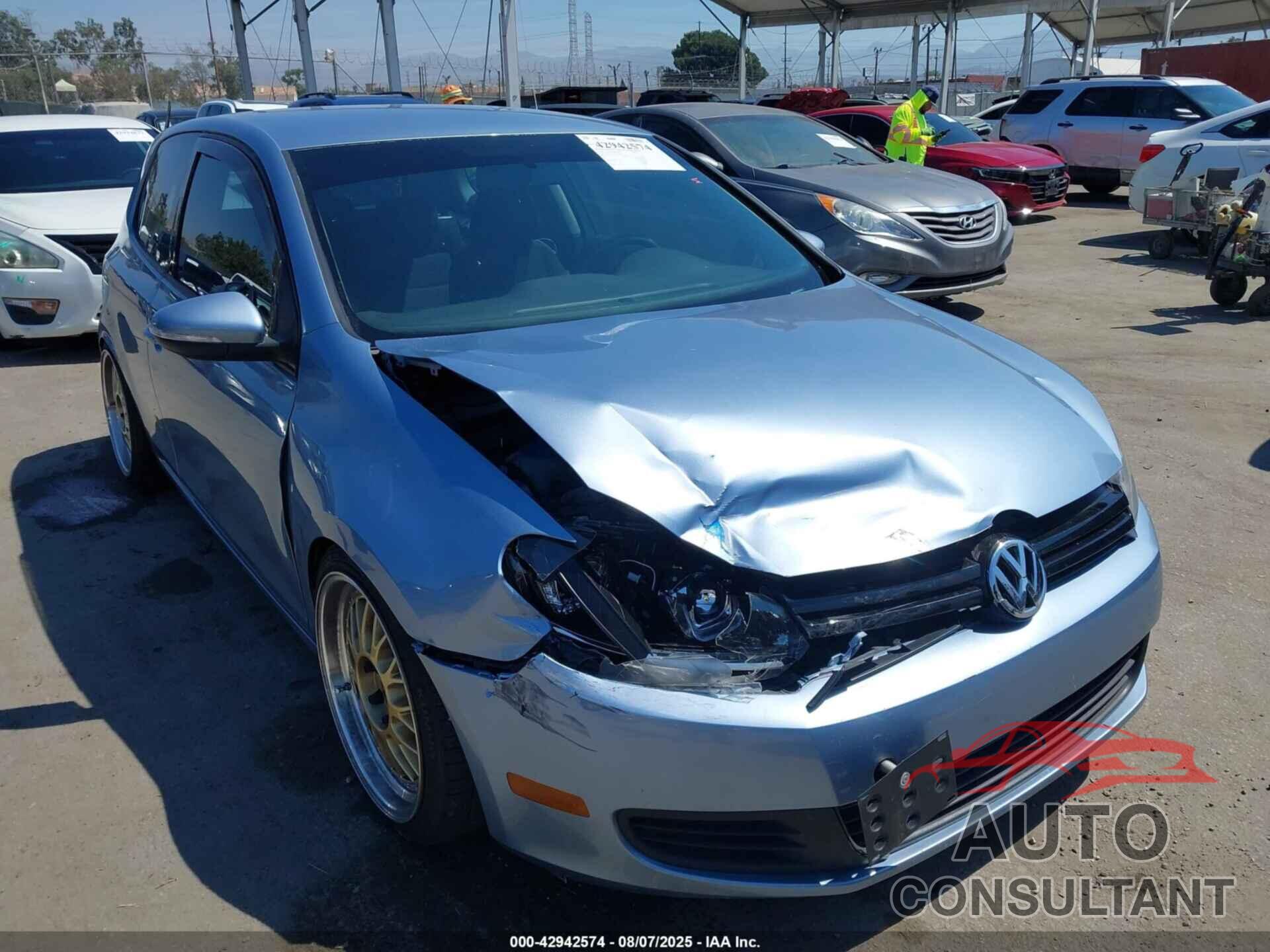 VOLKSWAGEN GOLF 2010 - WVWAB7AJ5AW157455