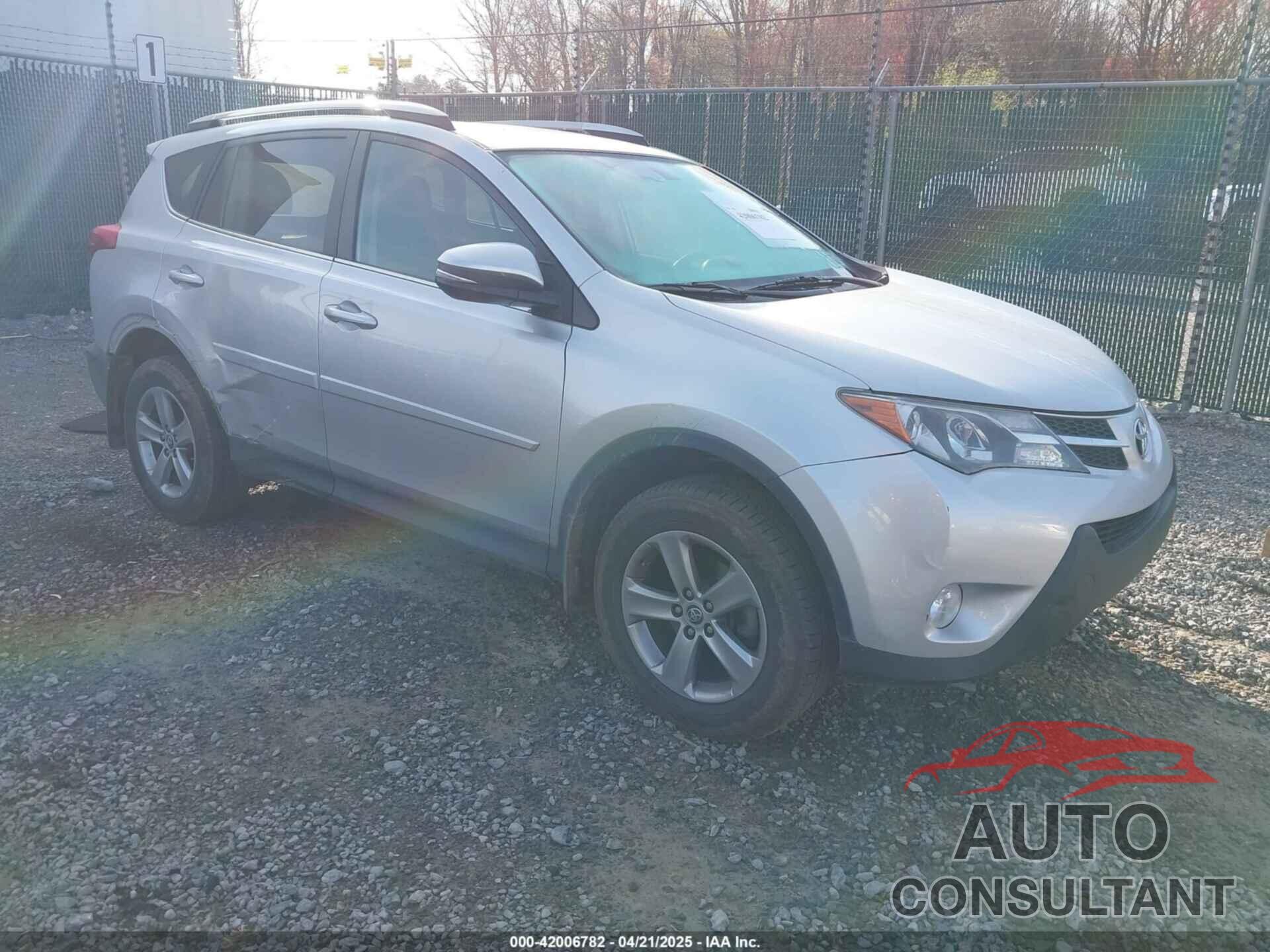 TOYOTA RAV4 2015 - 2T3RFREV8FW242487