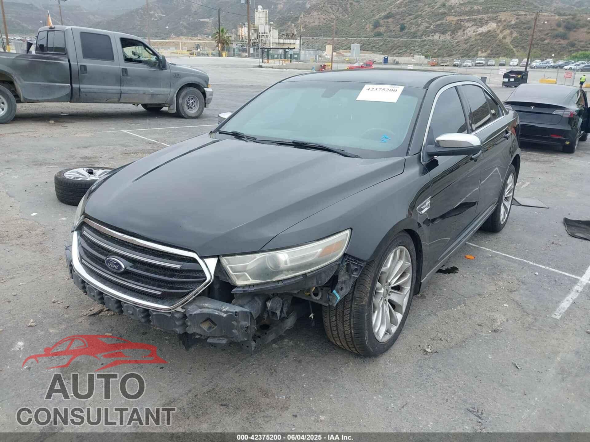 FORD TAURUS 2013 - 1FAHP2F83DG138318