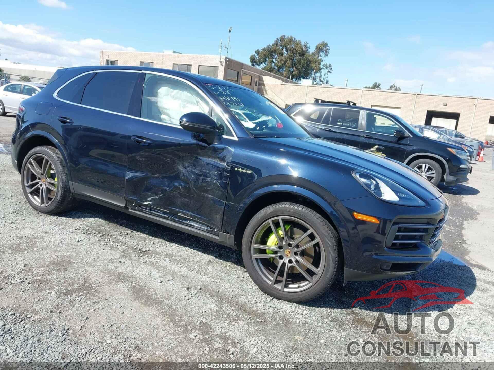 PORSCHE CAYENNE E-HYBRID 2023 - WP1AE2AY9PDA12252