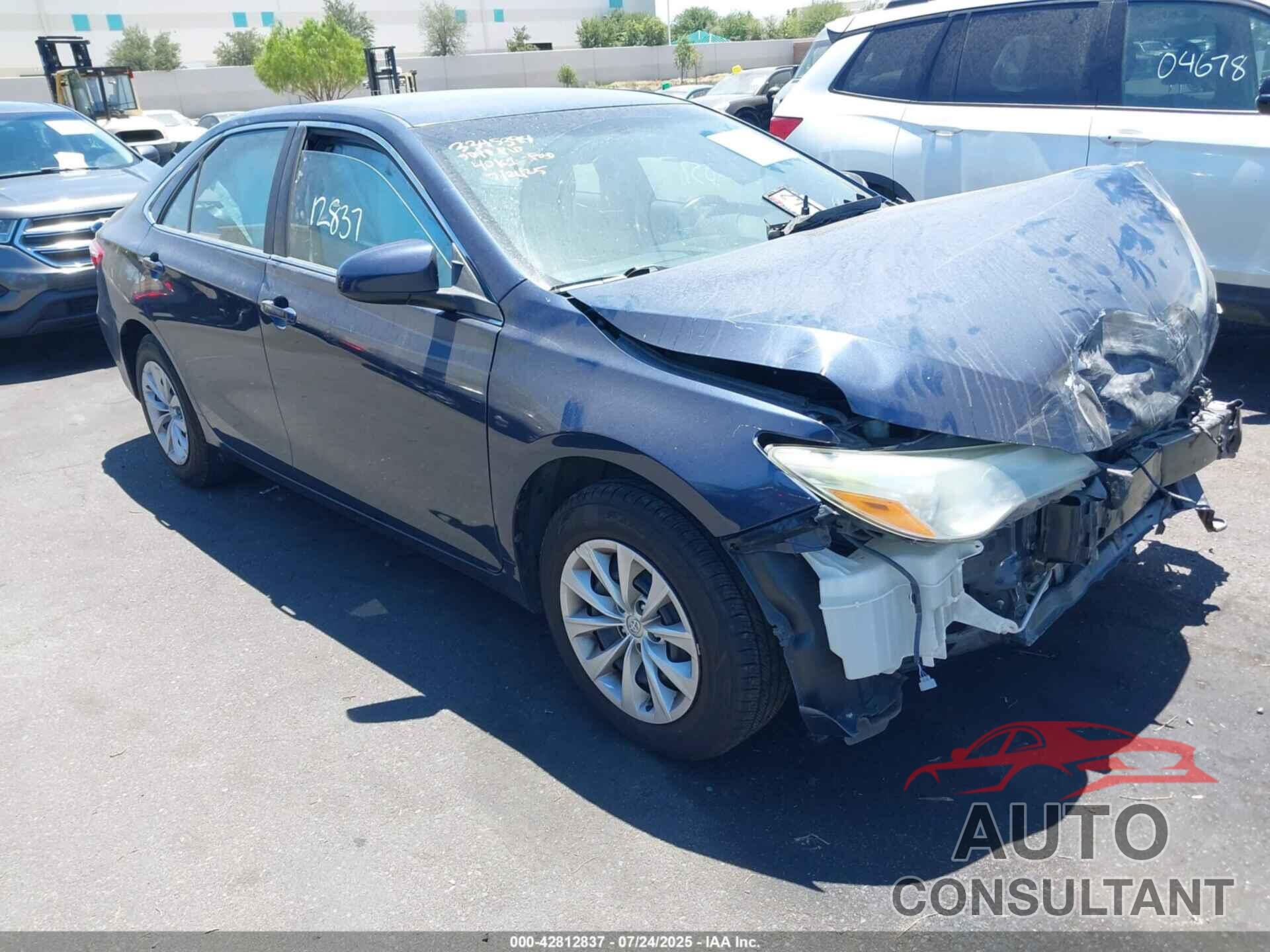 TOYOTA CAMRY 2016 - 4T4BF1FK7GR542982