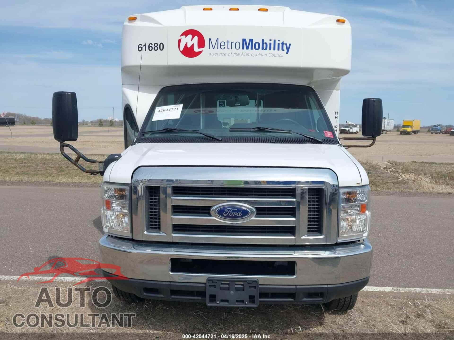 FORD E-450 CUTAWAY 2019 - 1FDFE4FS9KDC32041