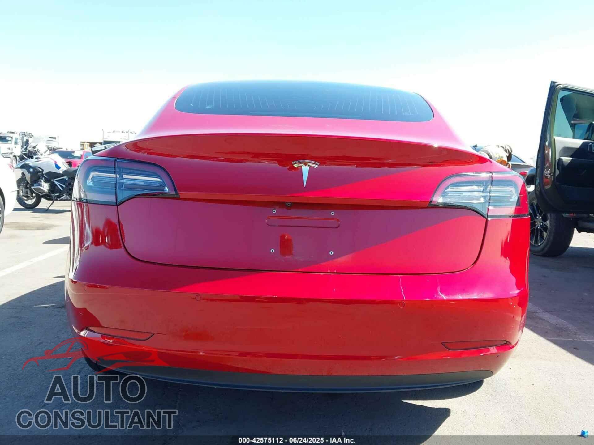 TESLA MODEL 3 2018 - 5YJ3E1EA7JF061810