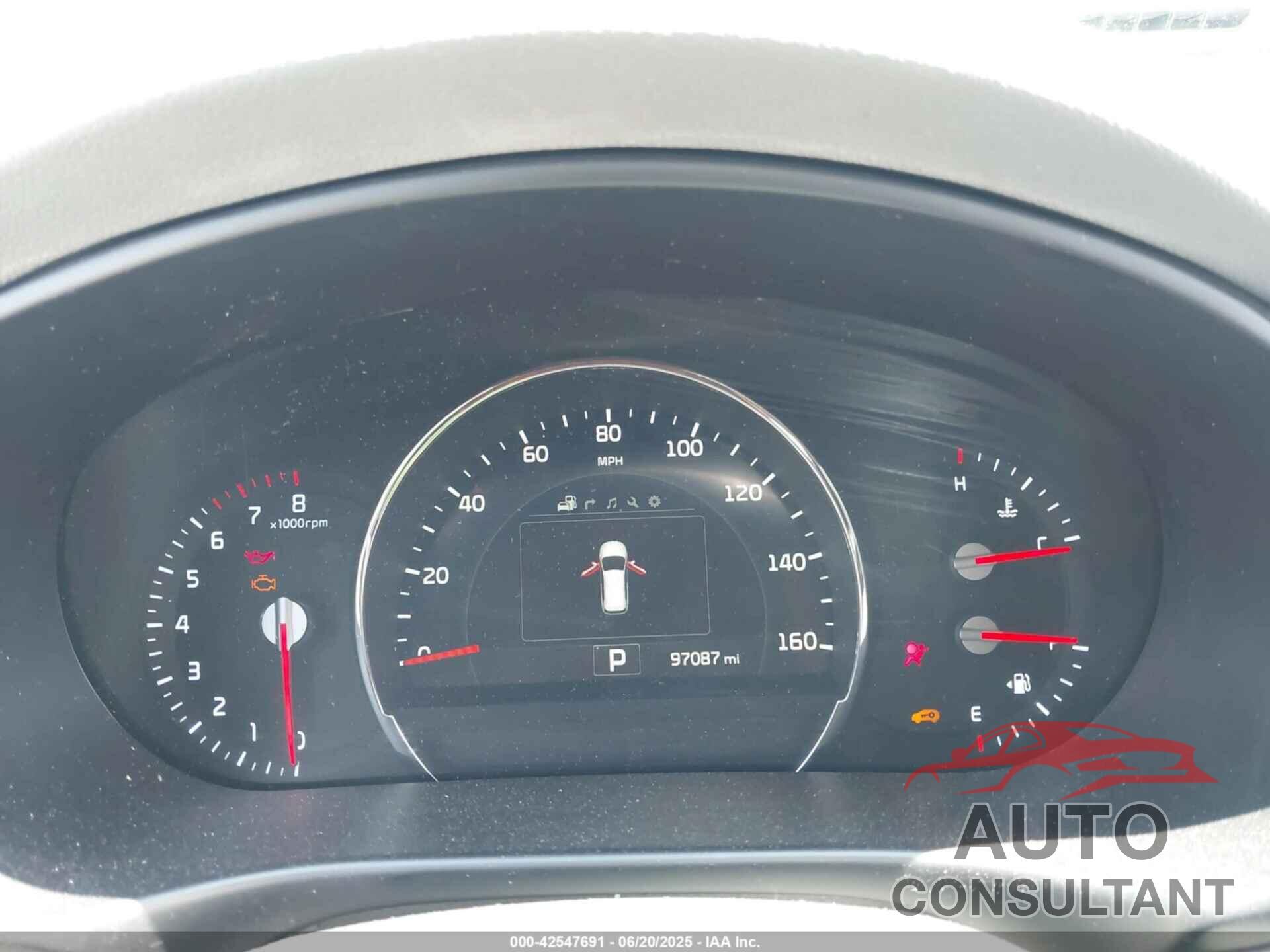 KIA SORENTO 2017 - 5XYPKDA54HG311401