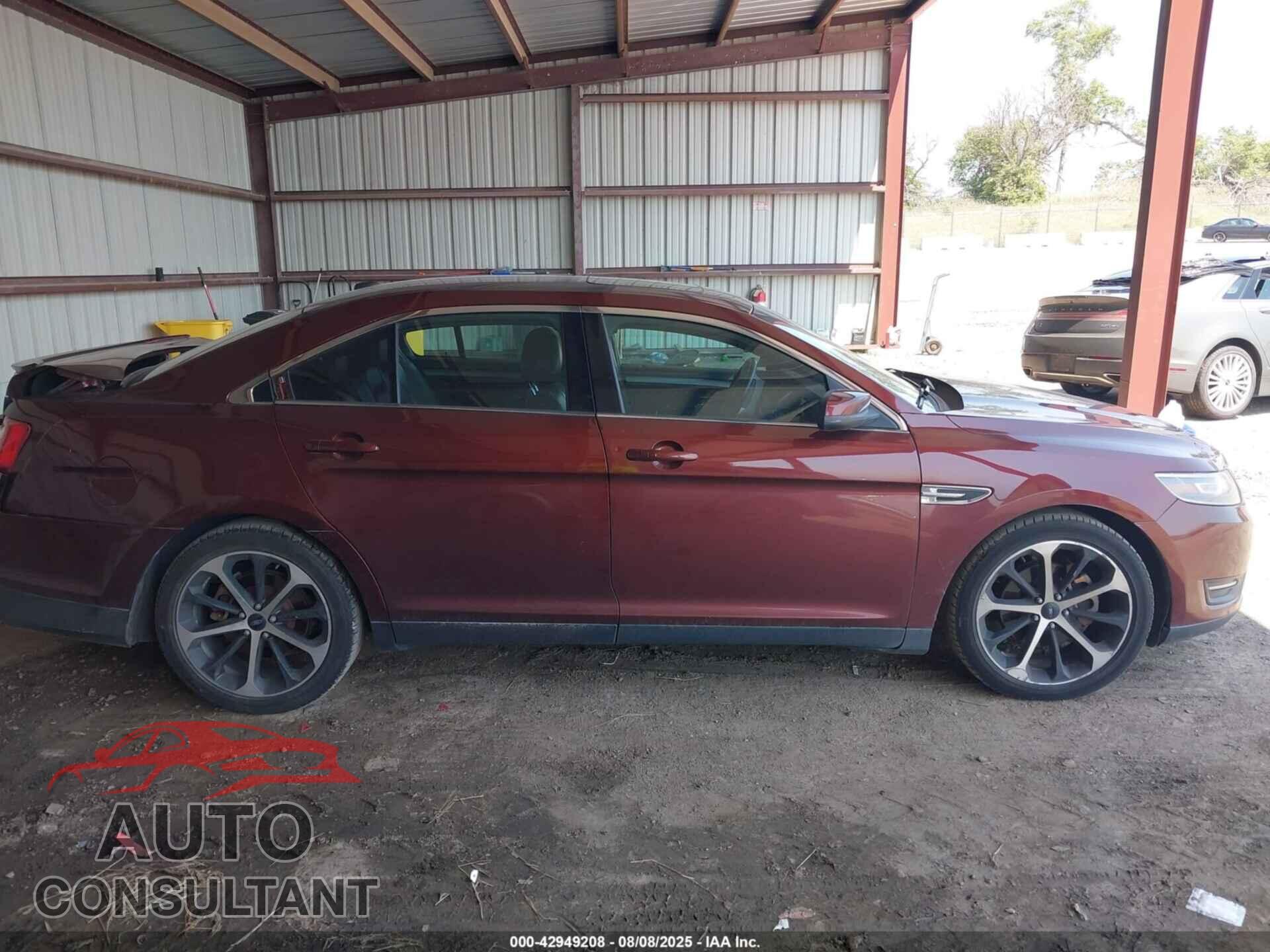 FORD TAURUS 2015 - 1FAHP2E85FG166870
