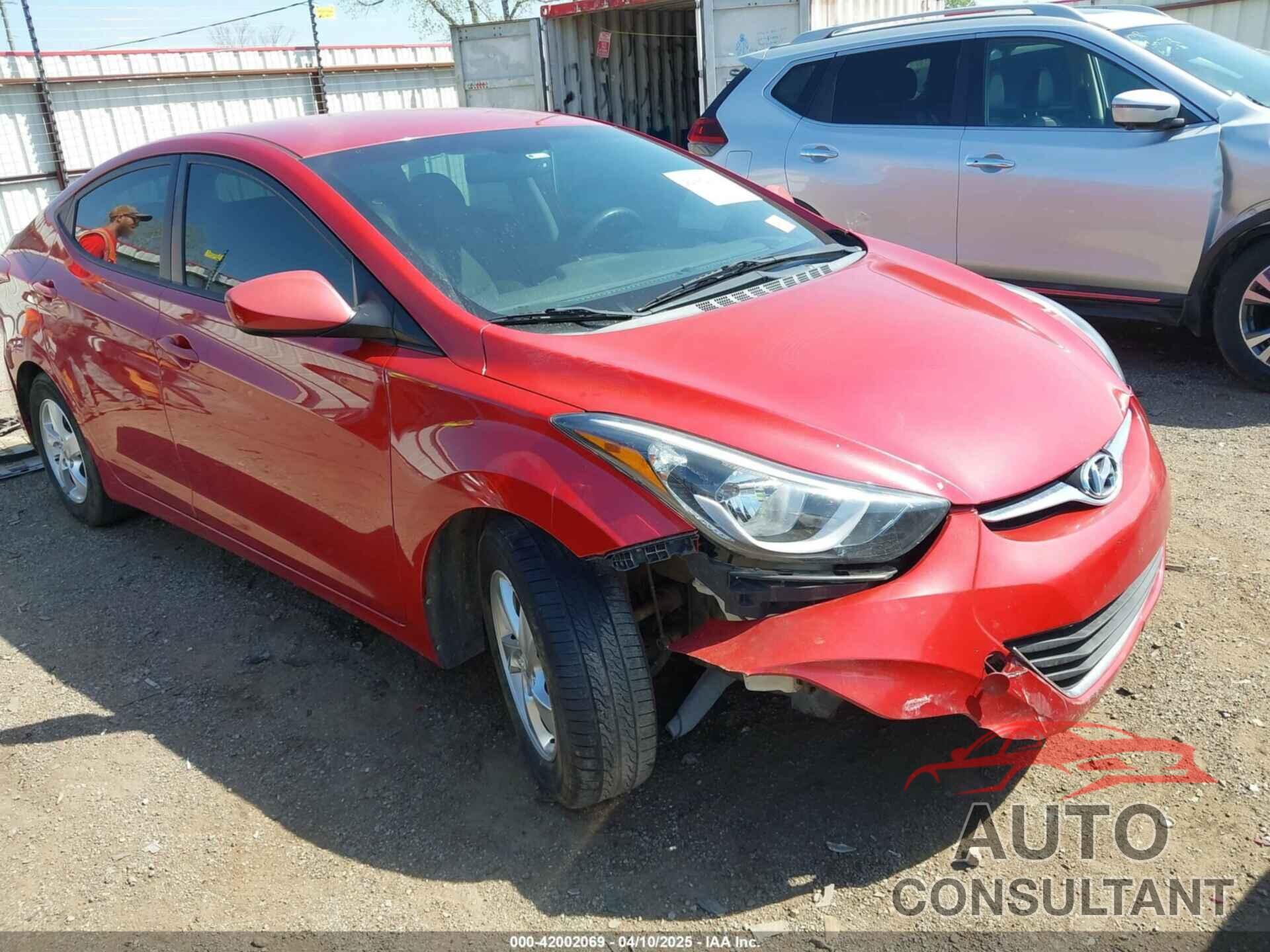 HYUNDAI ELANTRA 2015 - KMHDH4AE2FU249957