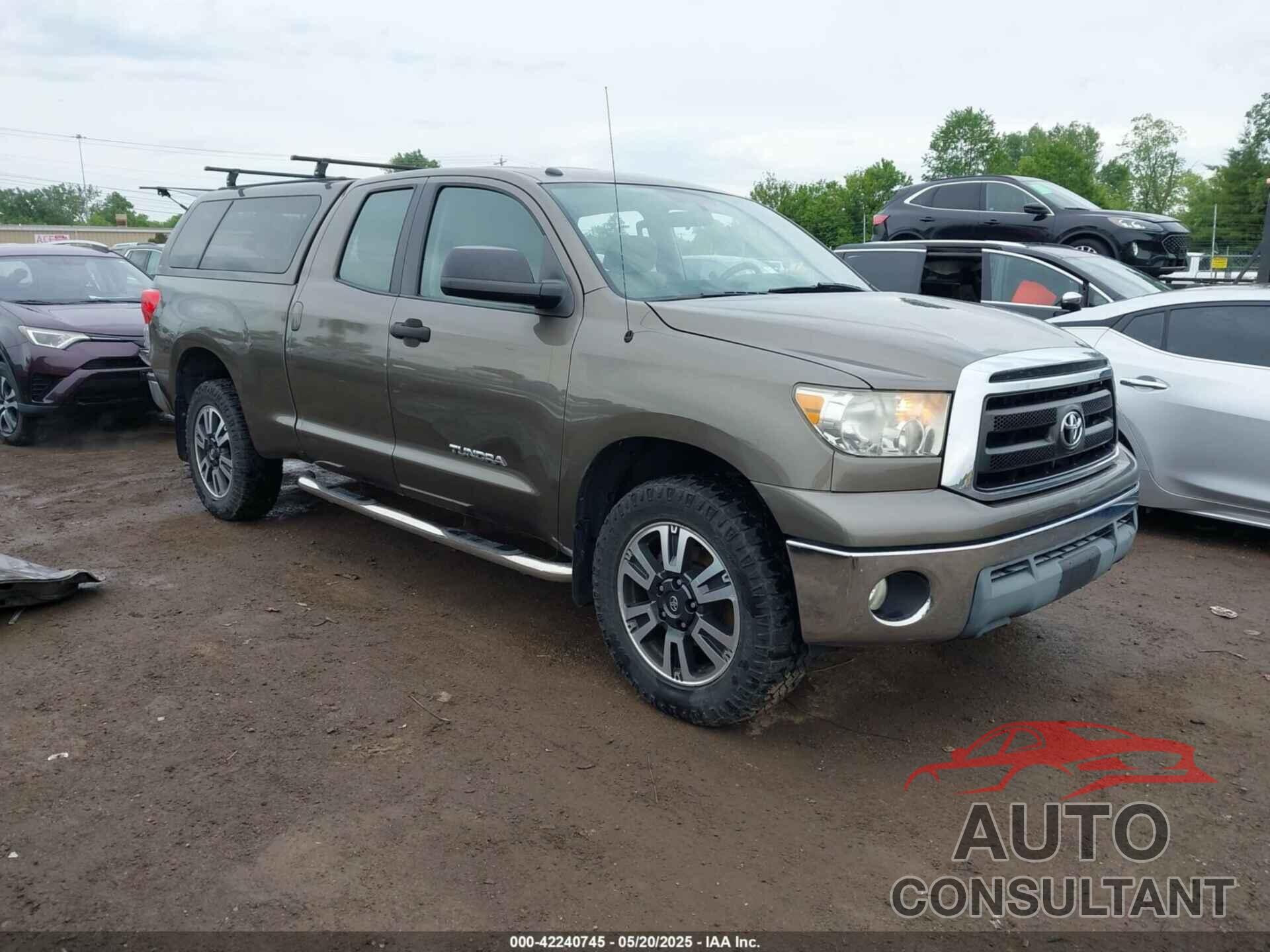 TOYOTA TUNDRA 2011 - 5TFUM5F16BX026387