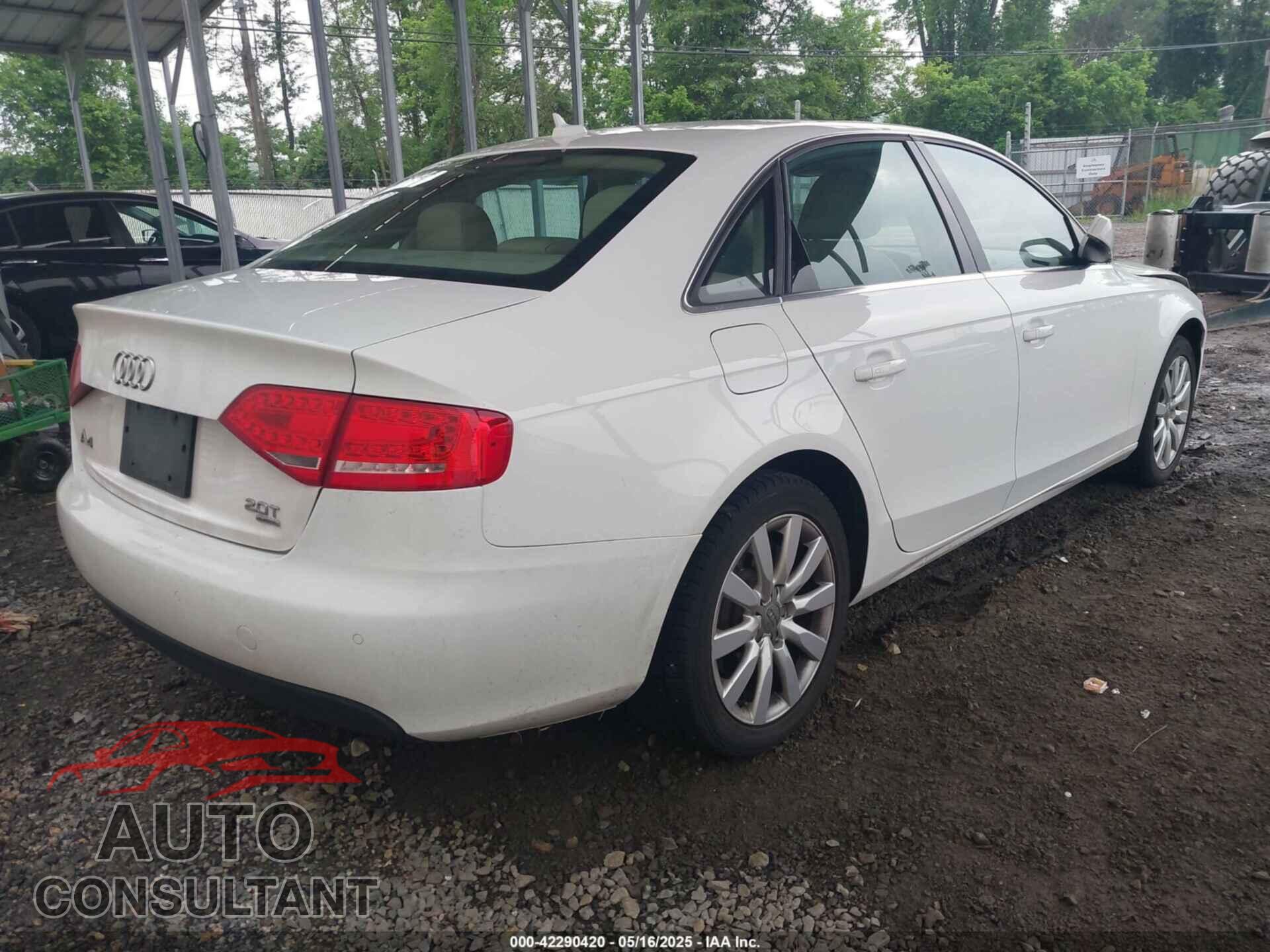 AUDI A4 2011 - WAUHFAFL9BN039357