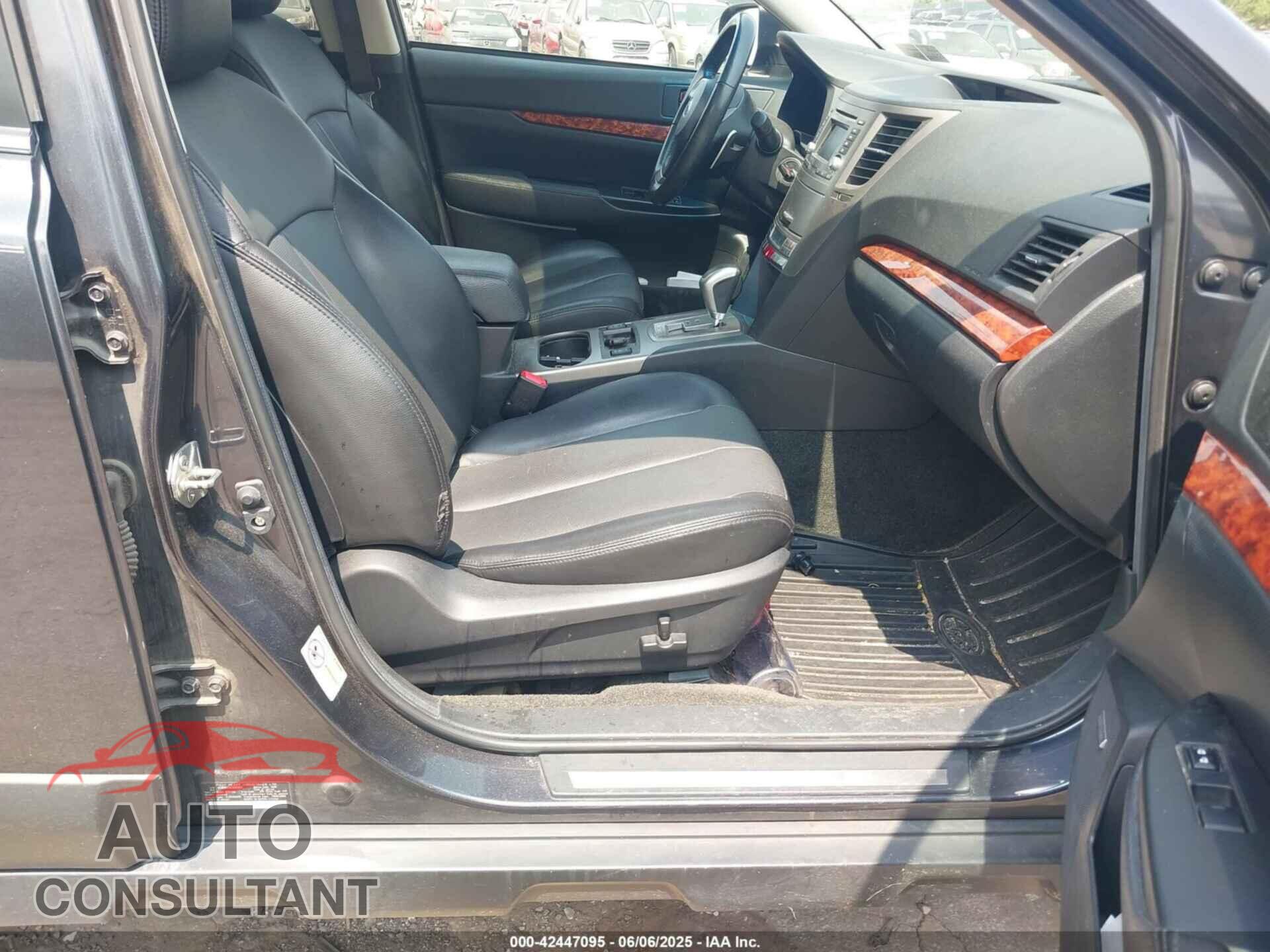 SUBARU OUTBACK 2012 - 4S4BRBKC8C3201807
