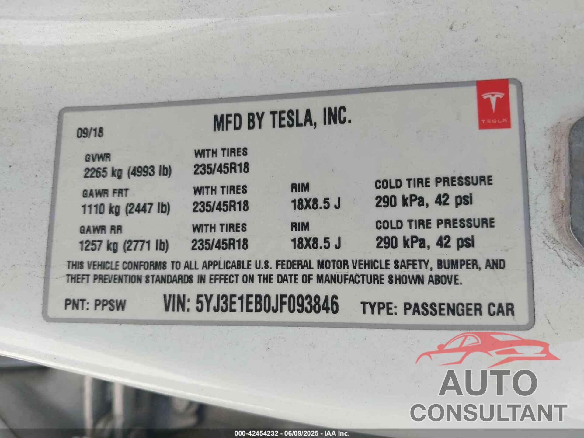 TESLA MODEL 3 2018 - 5YJ3E1EB0JF093846