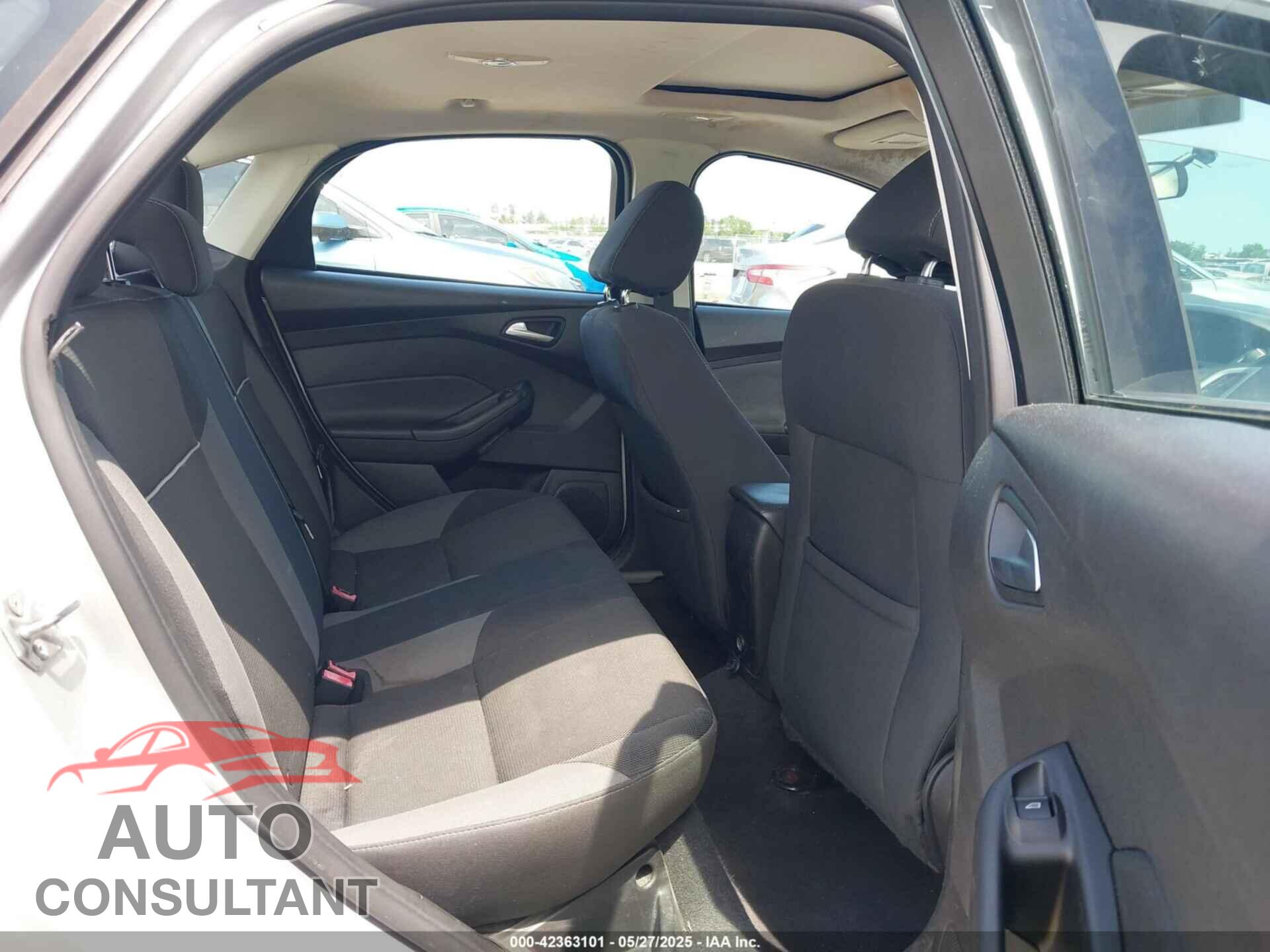 FORD FOCUS 2014 - 1FADP3F29EL450099