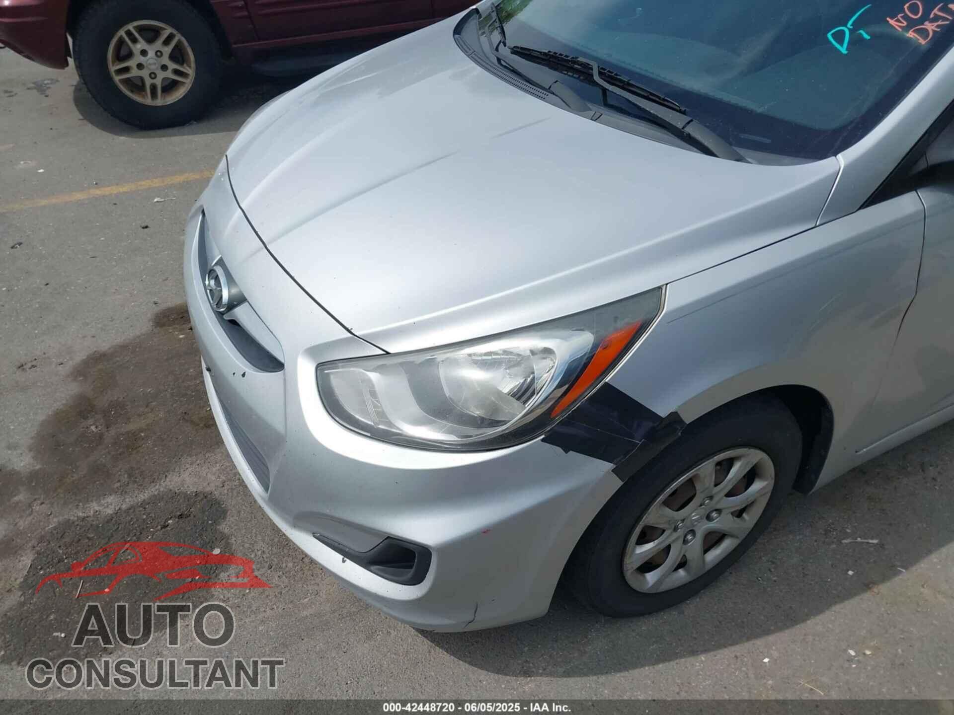 HYUNDAI ACCENT 2012 - KMHCT5AEXCU052174