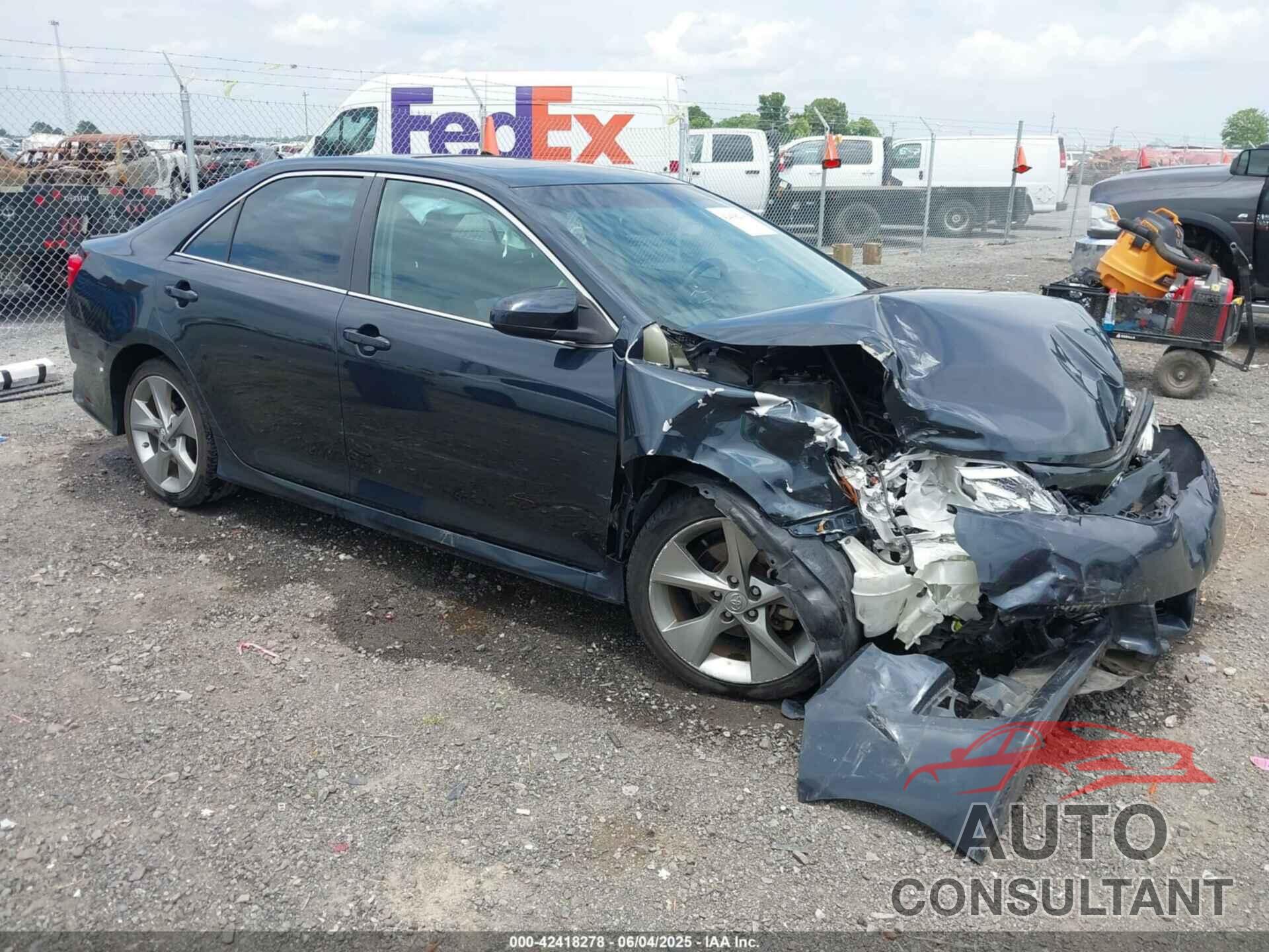 TOYOTA CAMRY 2014 - 4T1BK1FK8EU024253