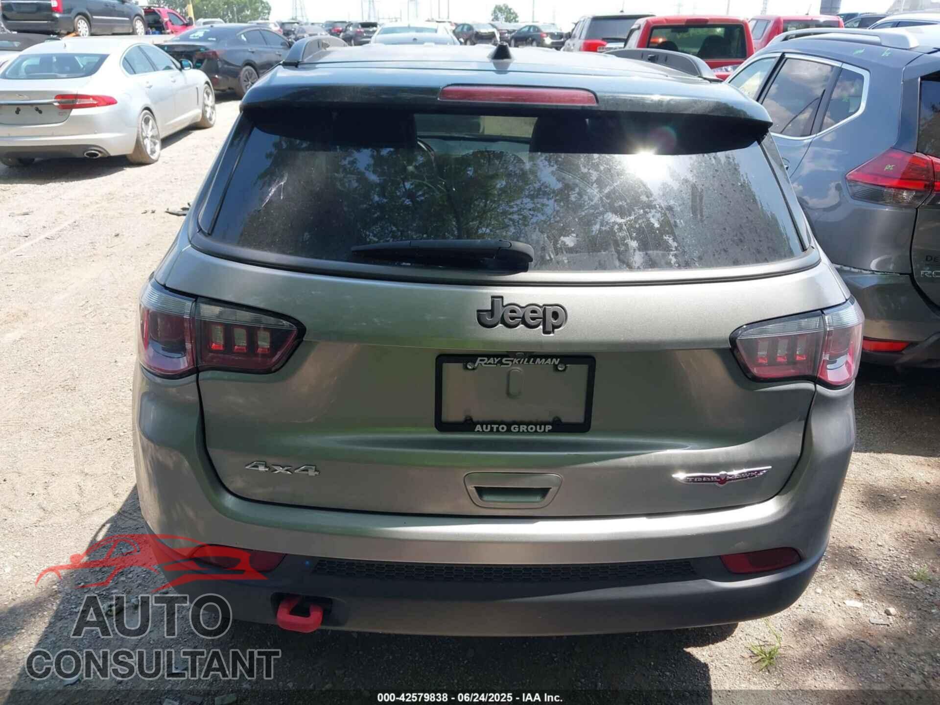 JEEP COMPASS 2019 - 3C4NJDDB2KT721982