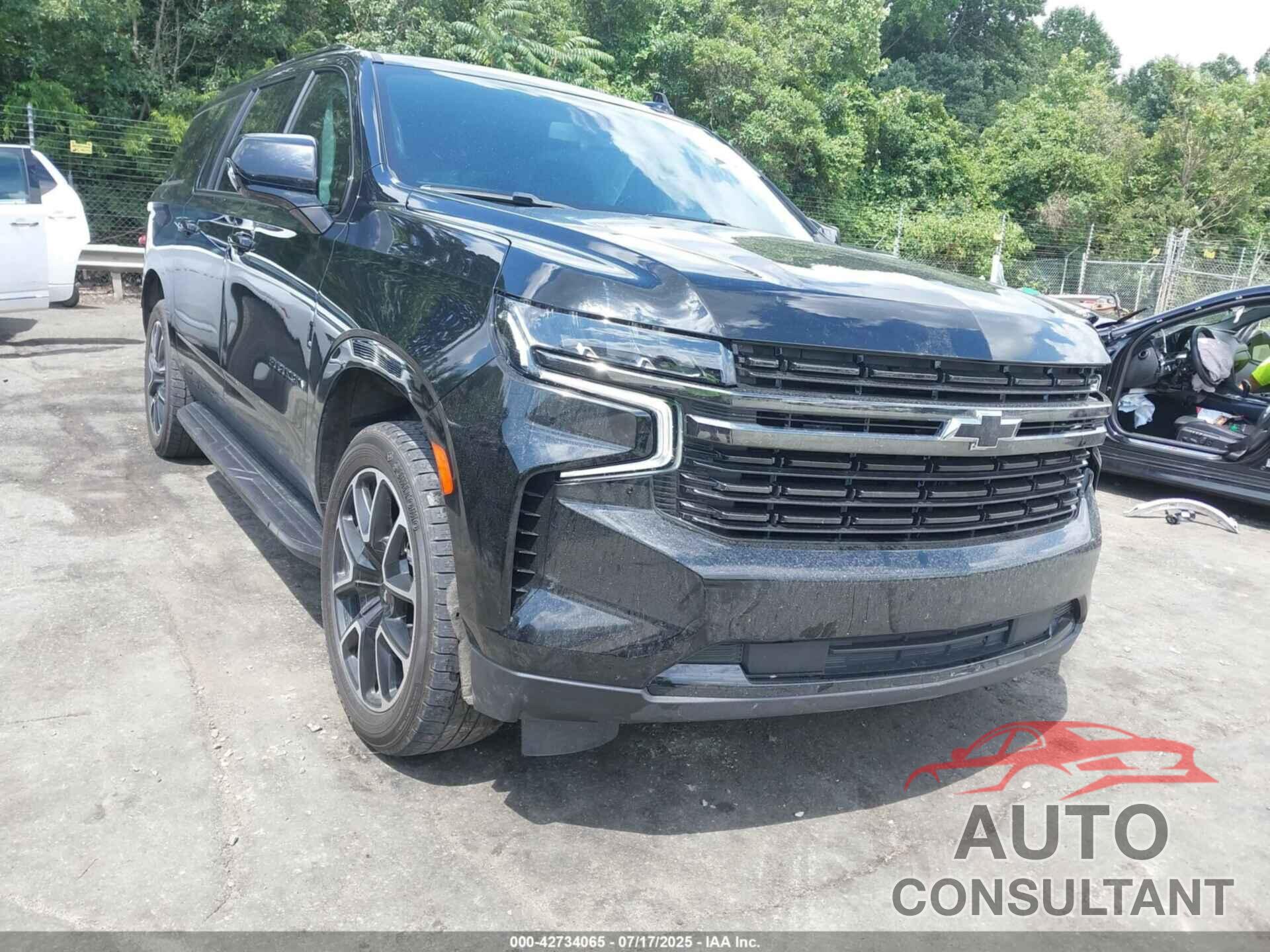 CHEVROLET SUBURBAN 2021 - 1GNSKEKD4MR422801